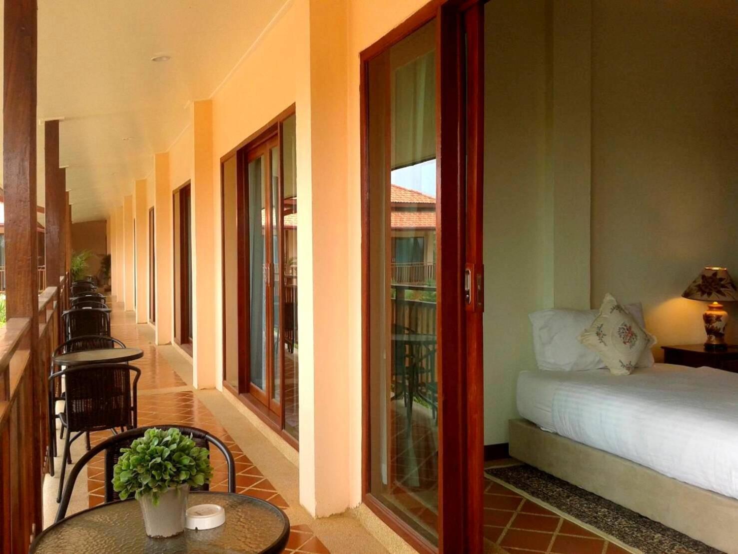 Hotel Siam Tara 4*