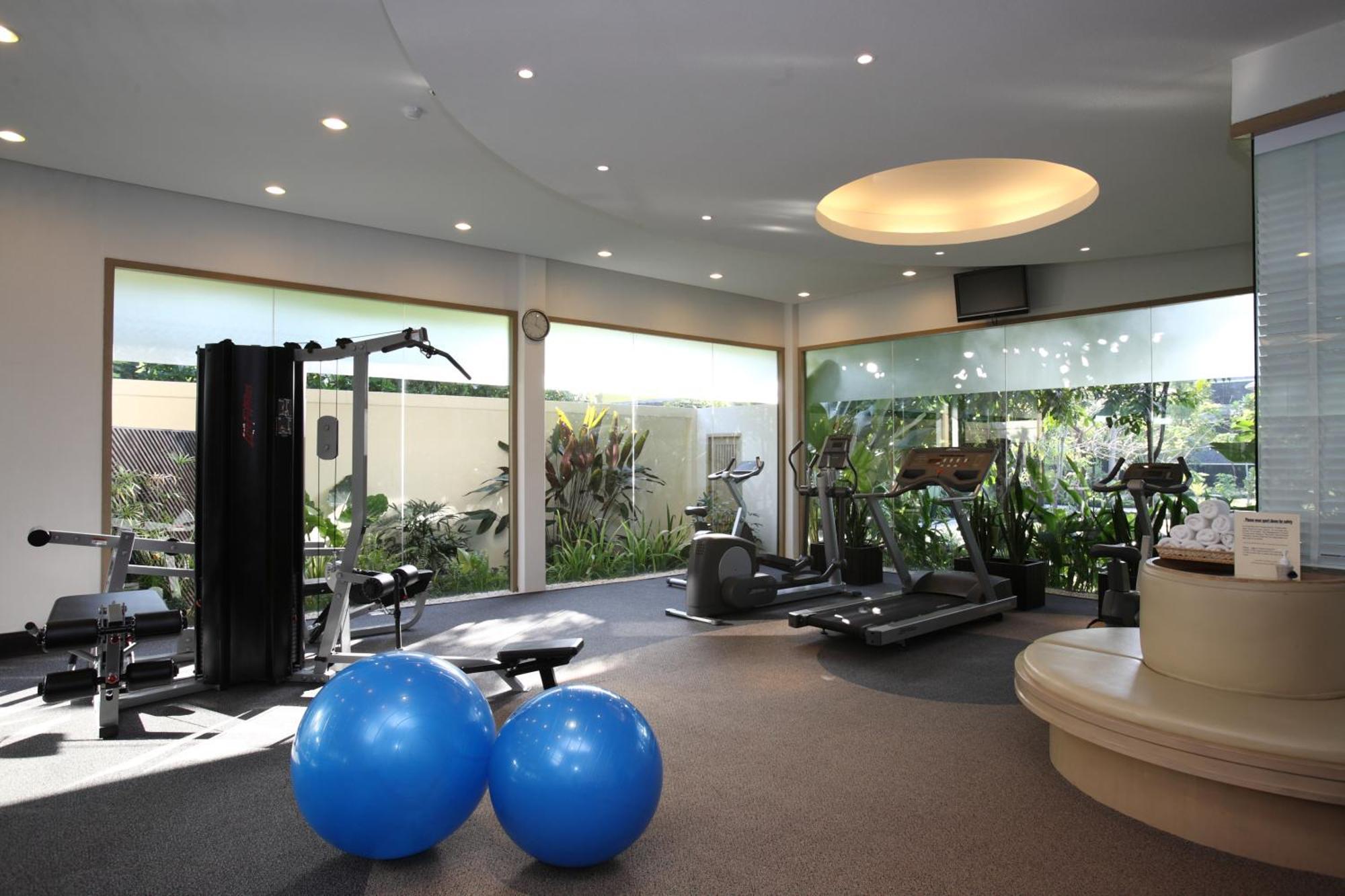 Mercure Hideaway 4*