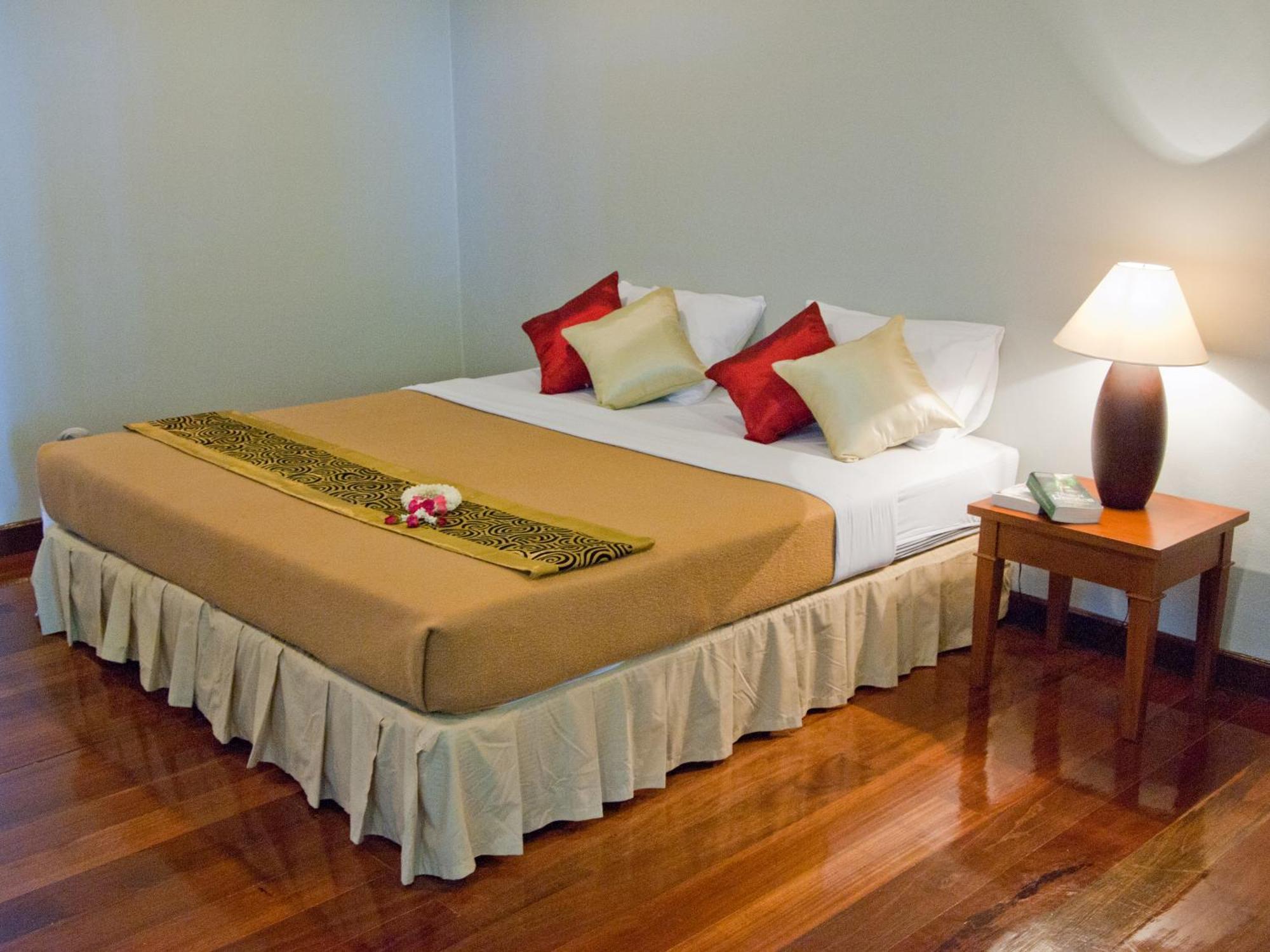 Holiday park Baan Klang Aow 3*