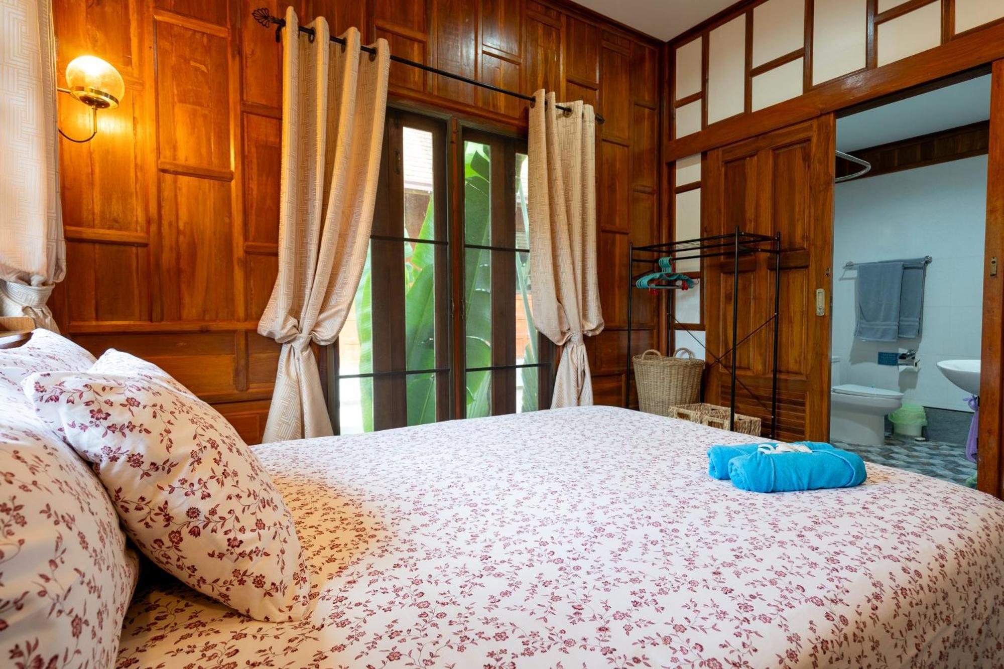 Ayutthaya At Kantiang Bay Villa *