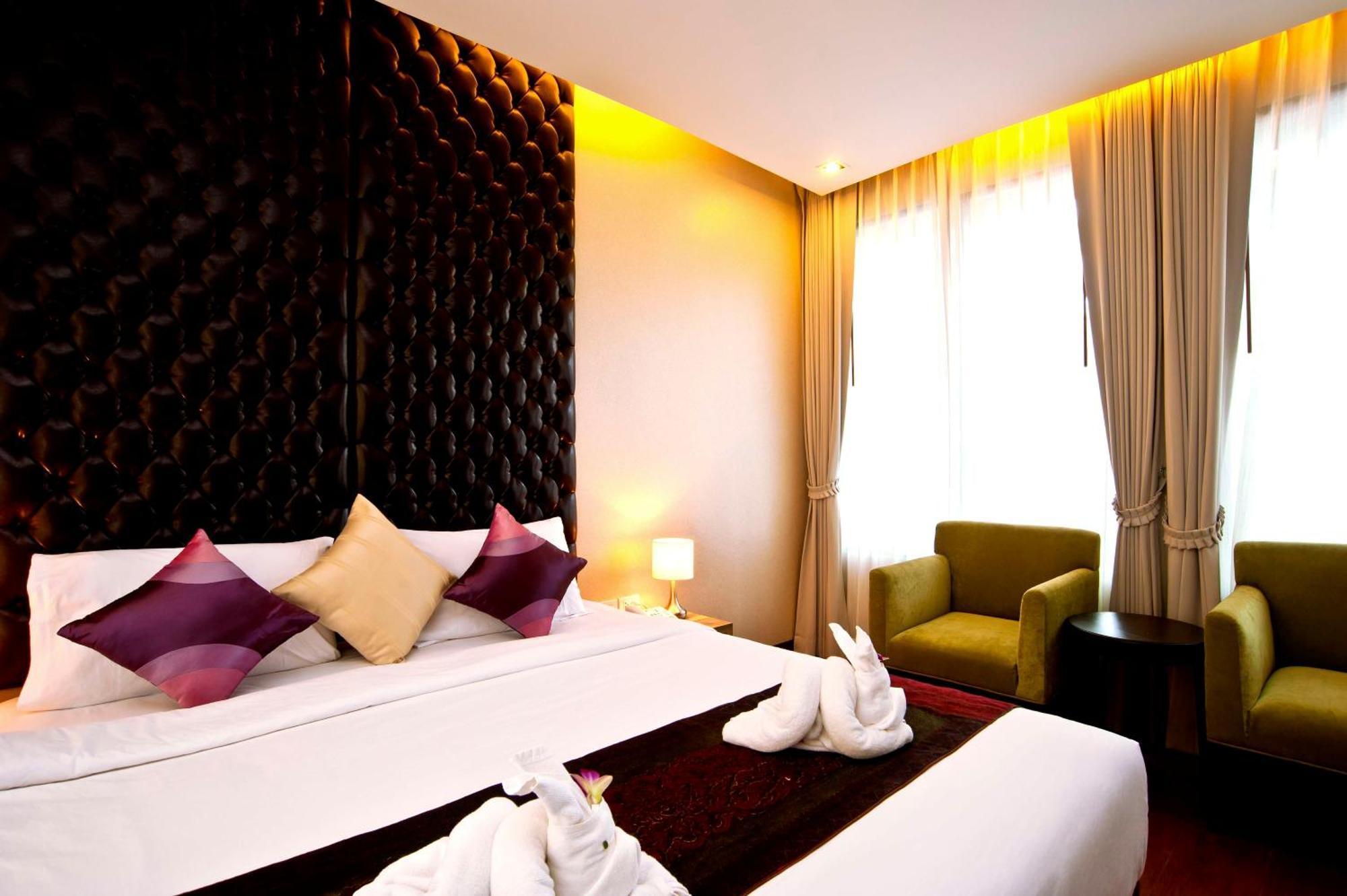 Resort Samed Pavilion 4*