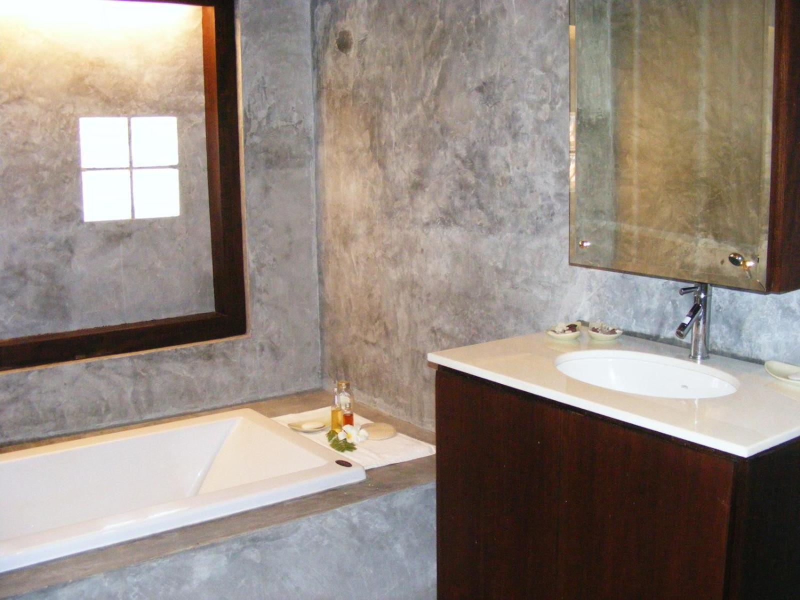 Baan Banyan Villa, Wood House Short Walk To Mae Nam
