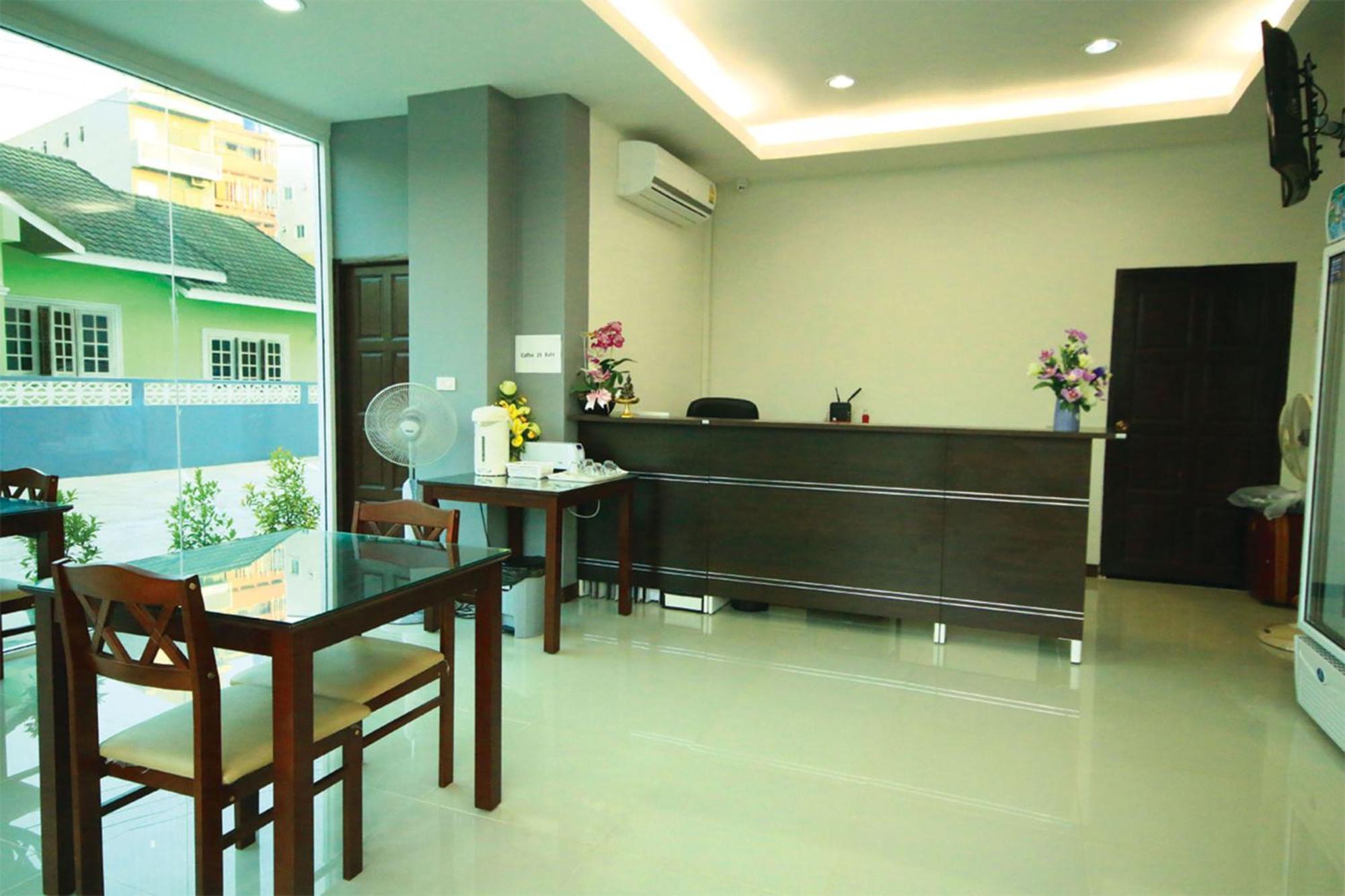 Baan Samrarn Aparthotel 2*
