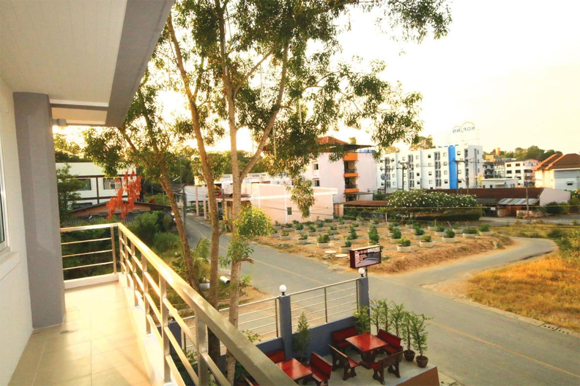 Baan Samrarn Aparthotel Krabi