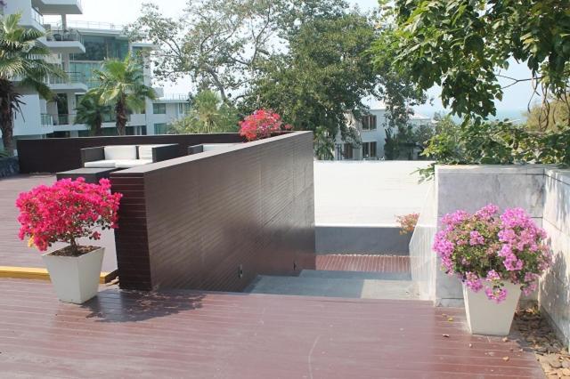 Sanctuary Wong Amat Apartment