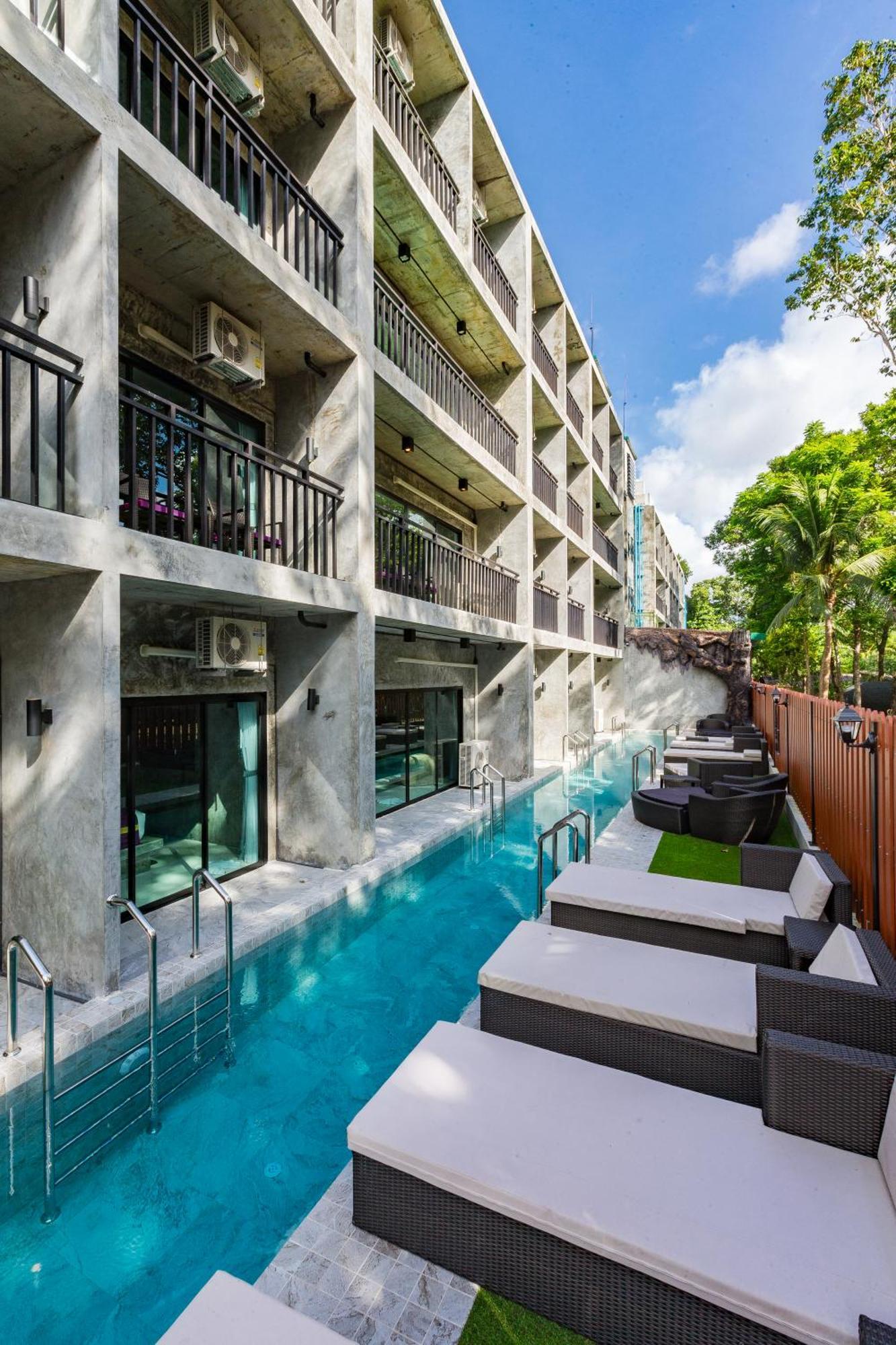 Maneetel Krabi Beachfront-sha Hotel Ao Nang