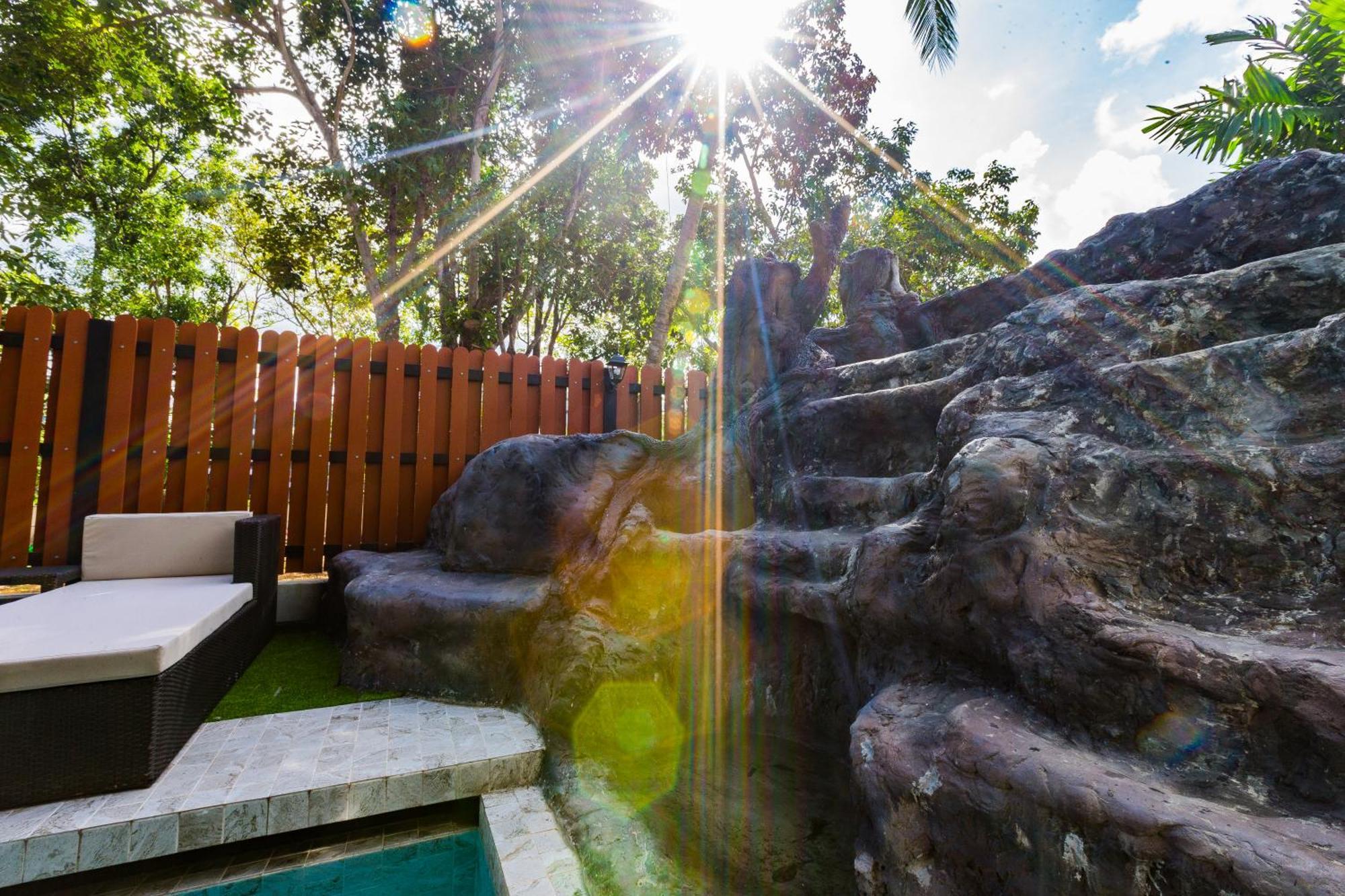 Maneetel Krabi Beachfront-sha Hotel Ao Nang