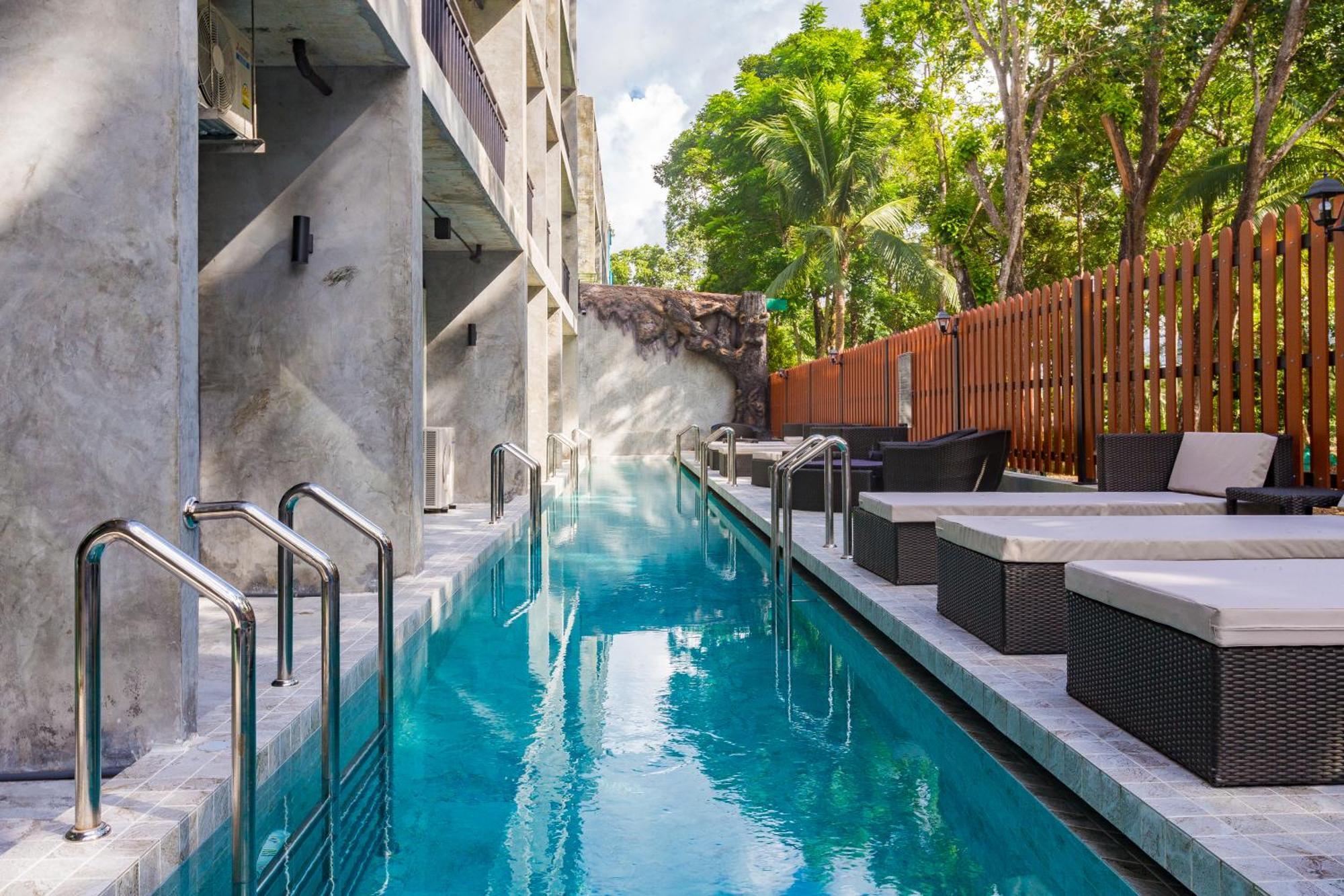 Hotel Maneetel Krabi Beachfront-sha Ao Nang