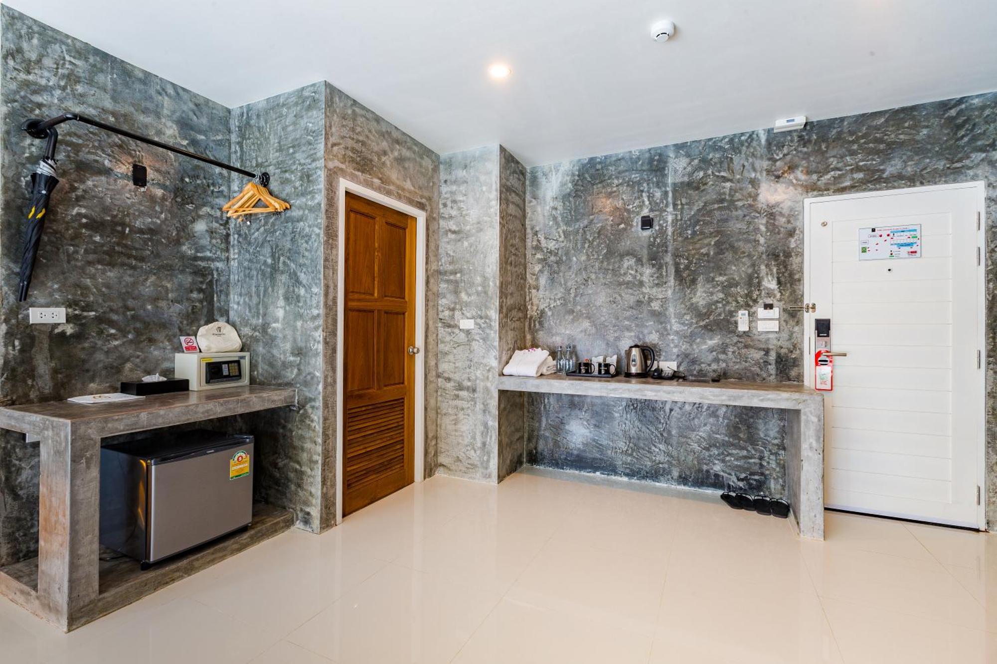 Maneetel Krabi Beachfront-sha 4*
