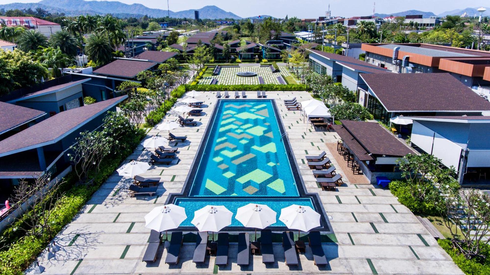 Hotel Coral Tree Huahin