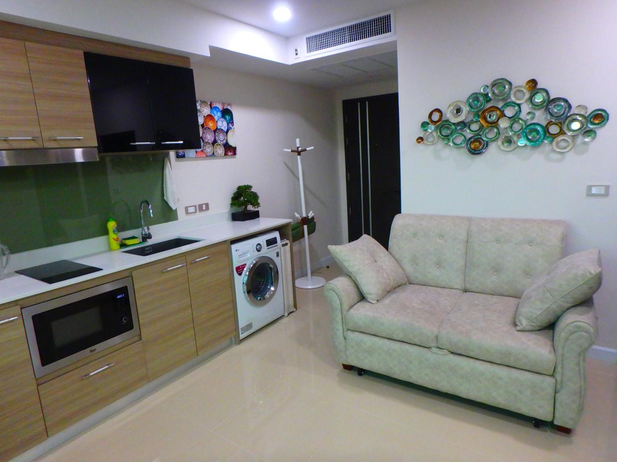 Apartment Luxury Class Vip, 5 Minutes Walk To The Sea, Jomtien, Up To 6 People