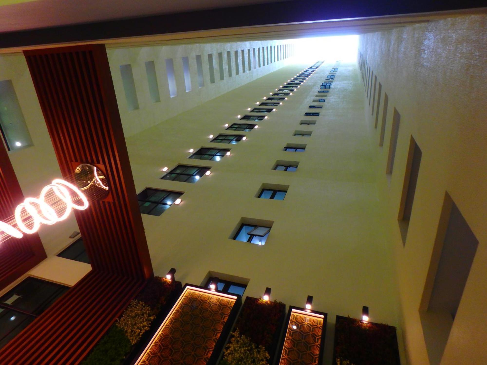 Luxury Class Vip, 5 Minutes Walk To The Sea, Jomtien, Up To 6 People Apartment