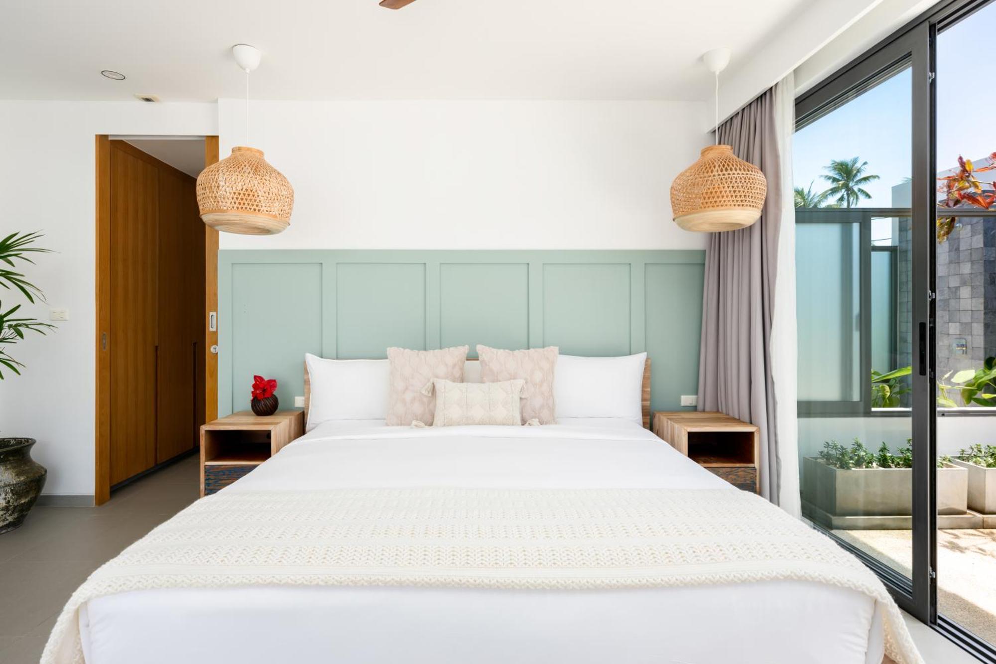 Twin North - 5 Bedroom Luxury Front * Khok Kloi