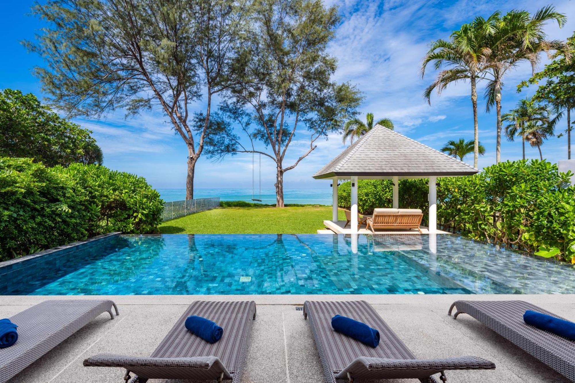 Villa Twin North - 5 Bedroom Luxury Front *