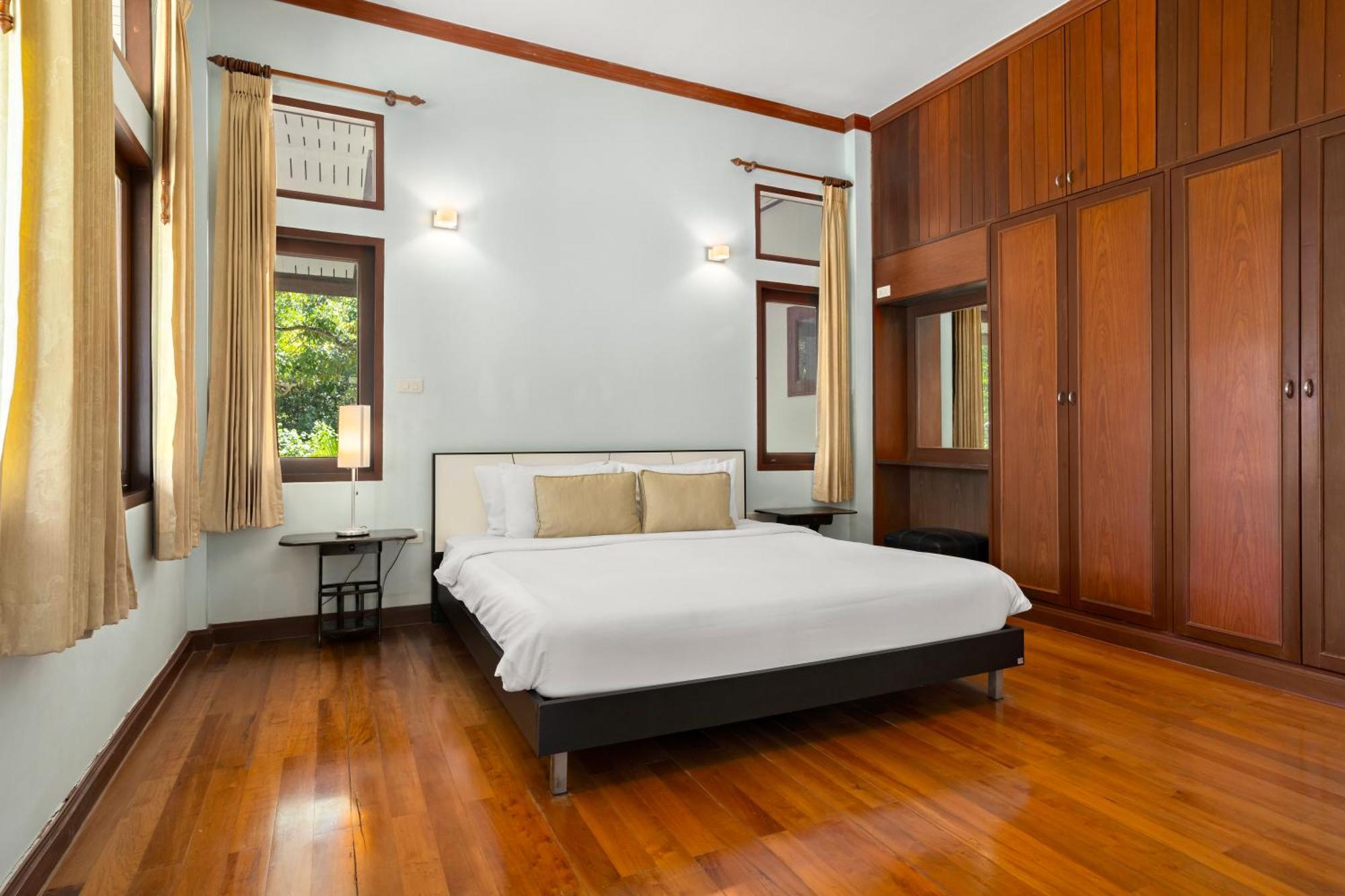 Longstay Hotel