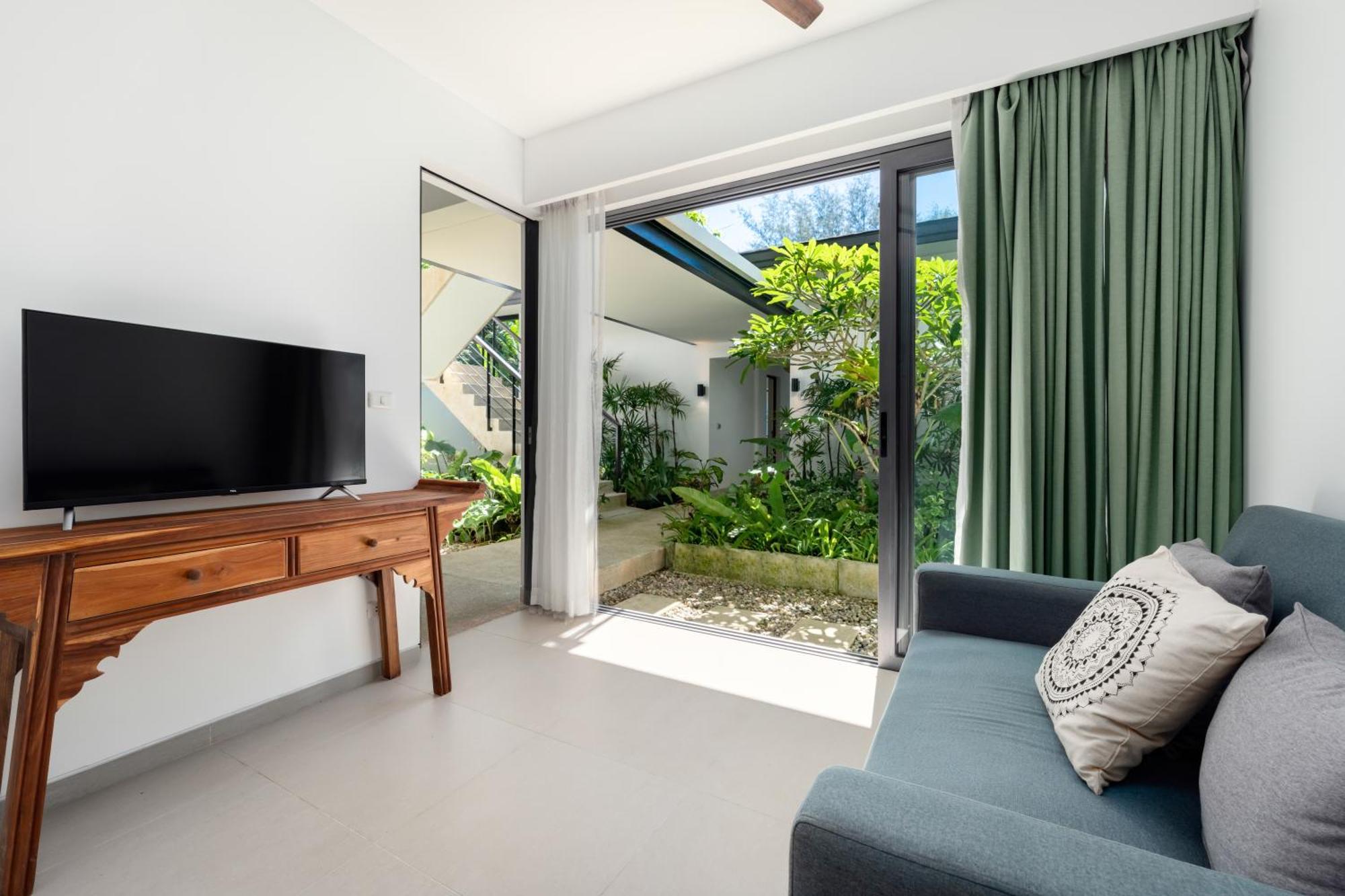Villa Twin - 10 Bedroom Luxury Front