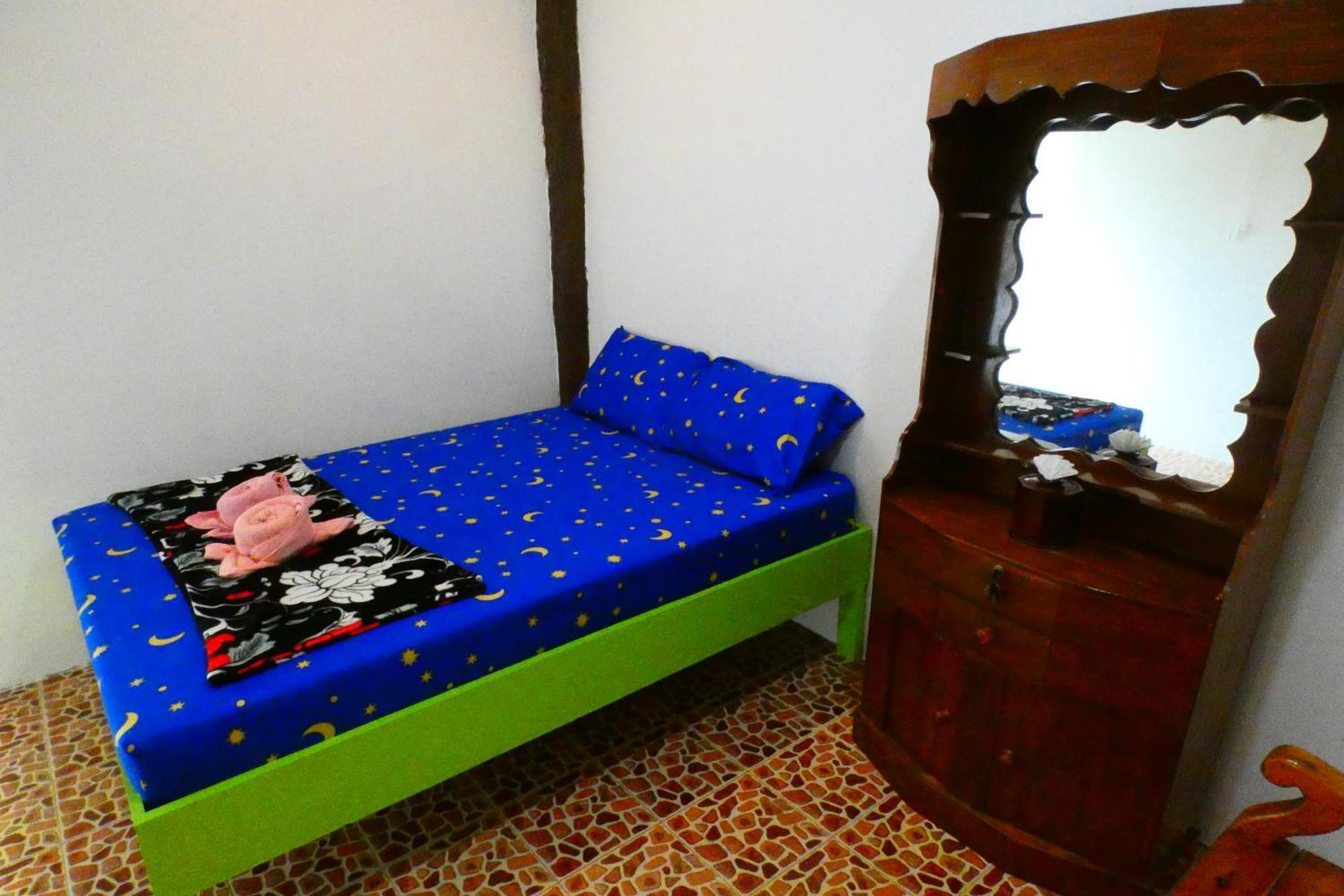 Ao Yai Homestay * Ko Kut