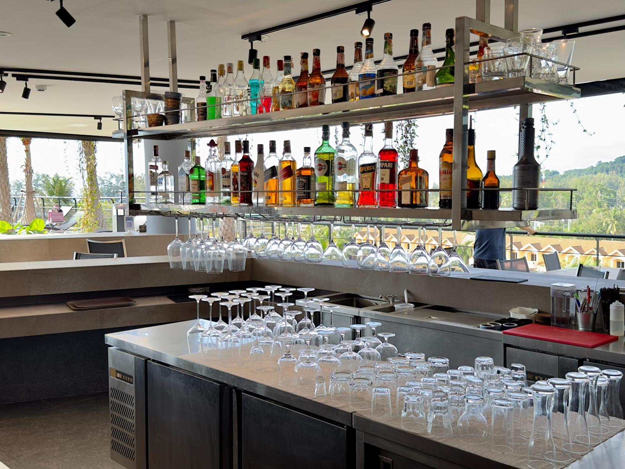 D68 Exclusive Junior Apartment Kamala Beach