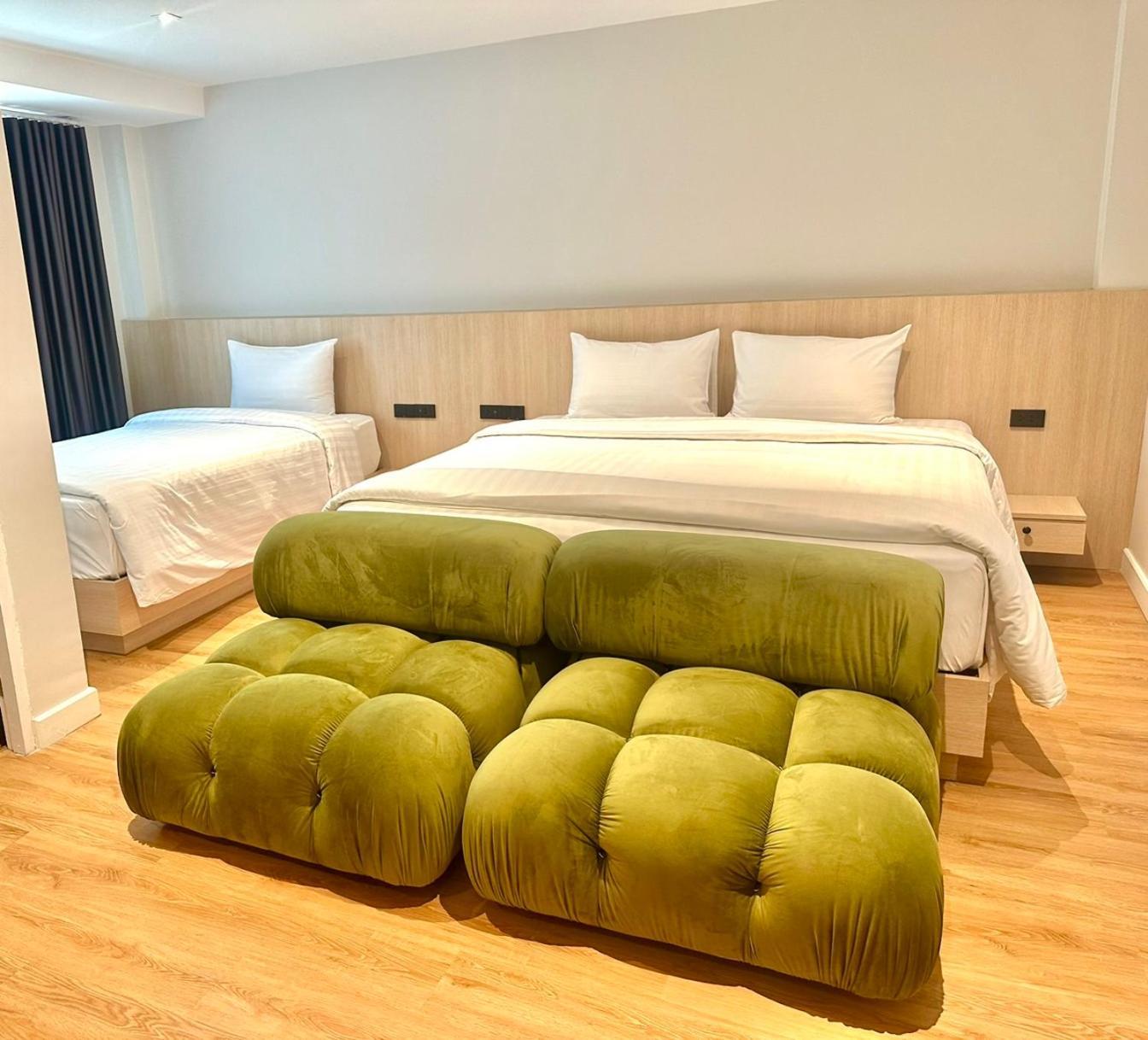 V1 Boutique Hotel 4*