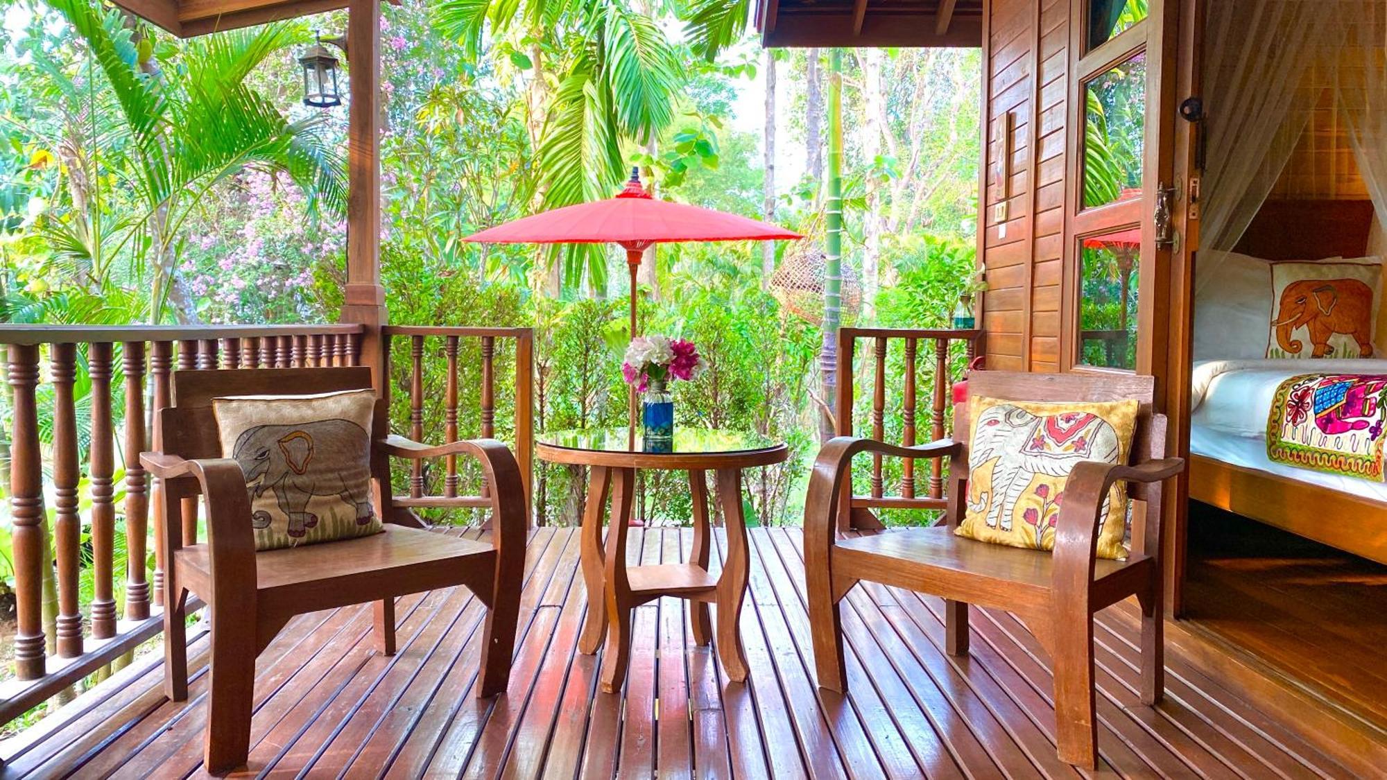 Seasons Boutique 4* Nan