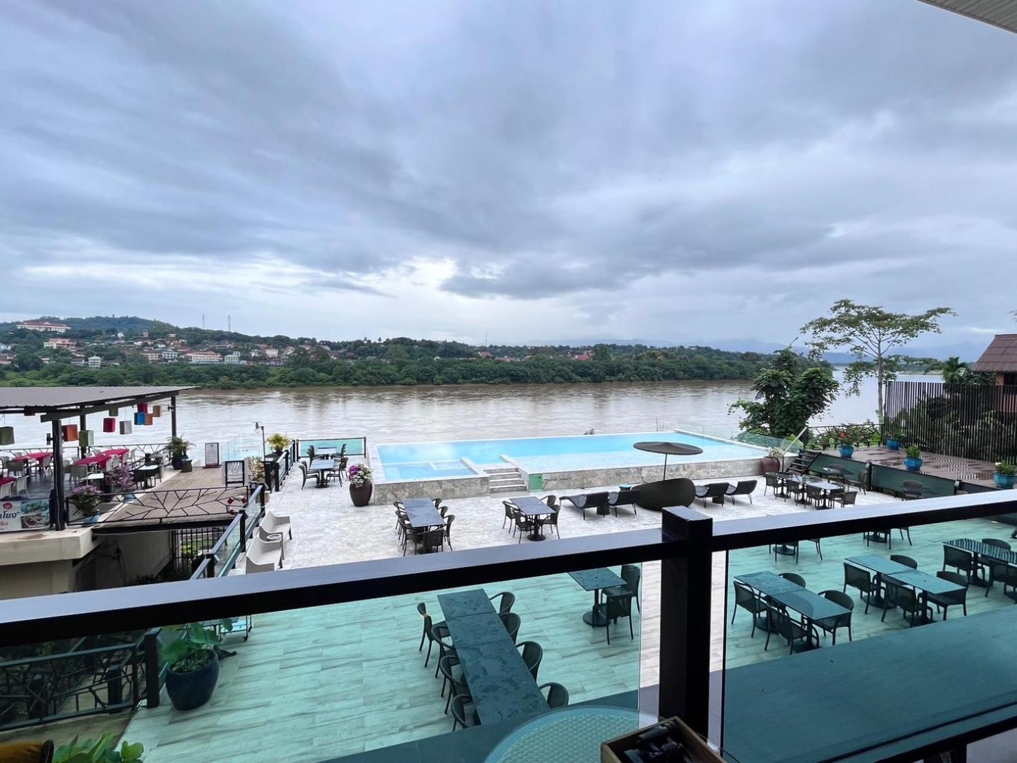 Chiangkhong Teak Garden Riverfront Onsen Hotel- Sha Extra