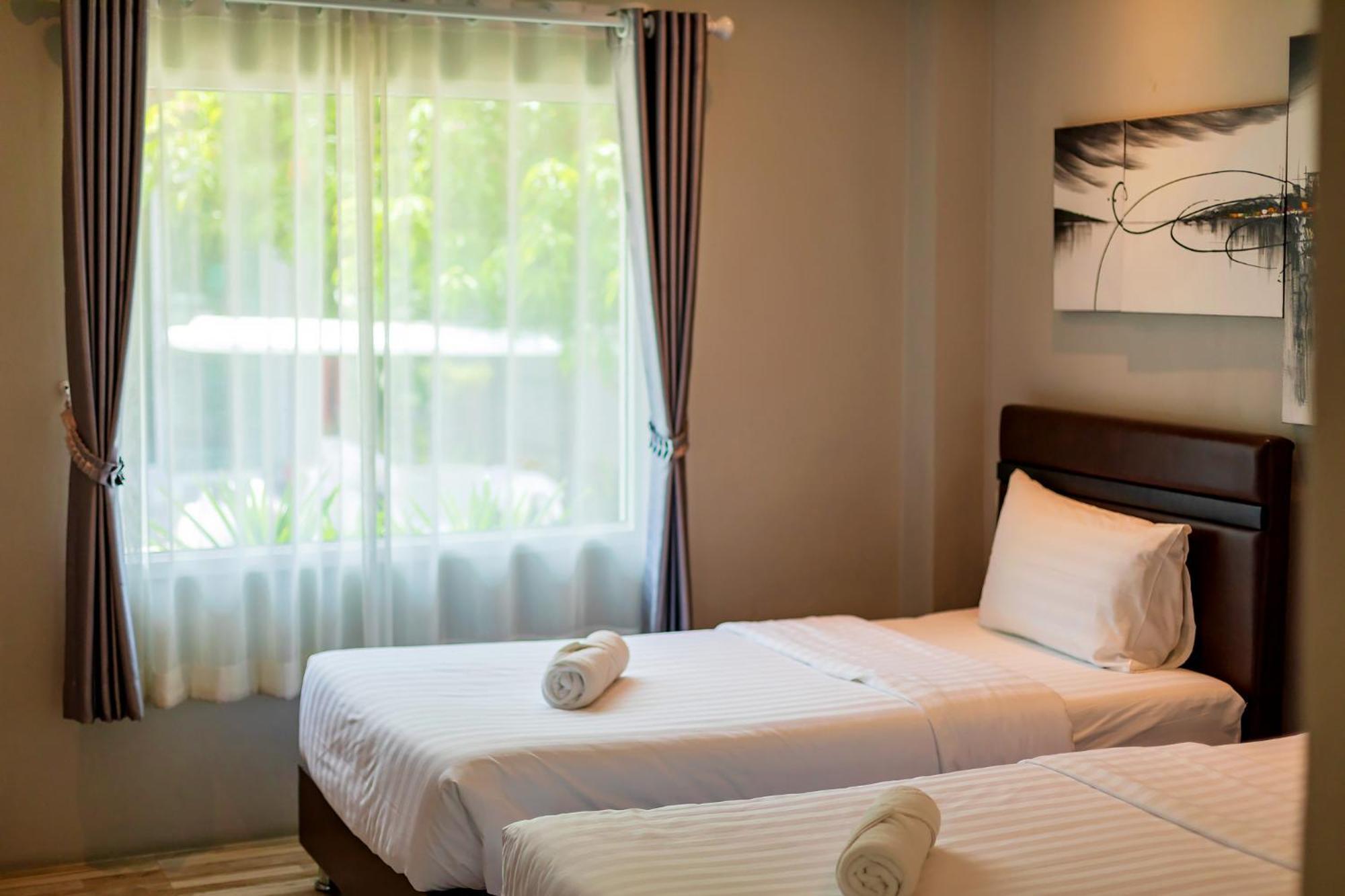 Resort Neenlawat Riverside Surat Thani