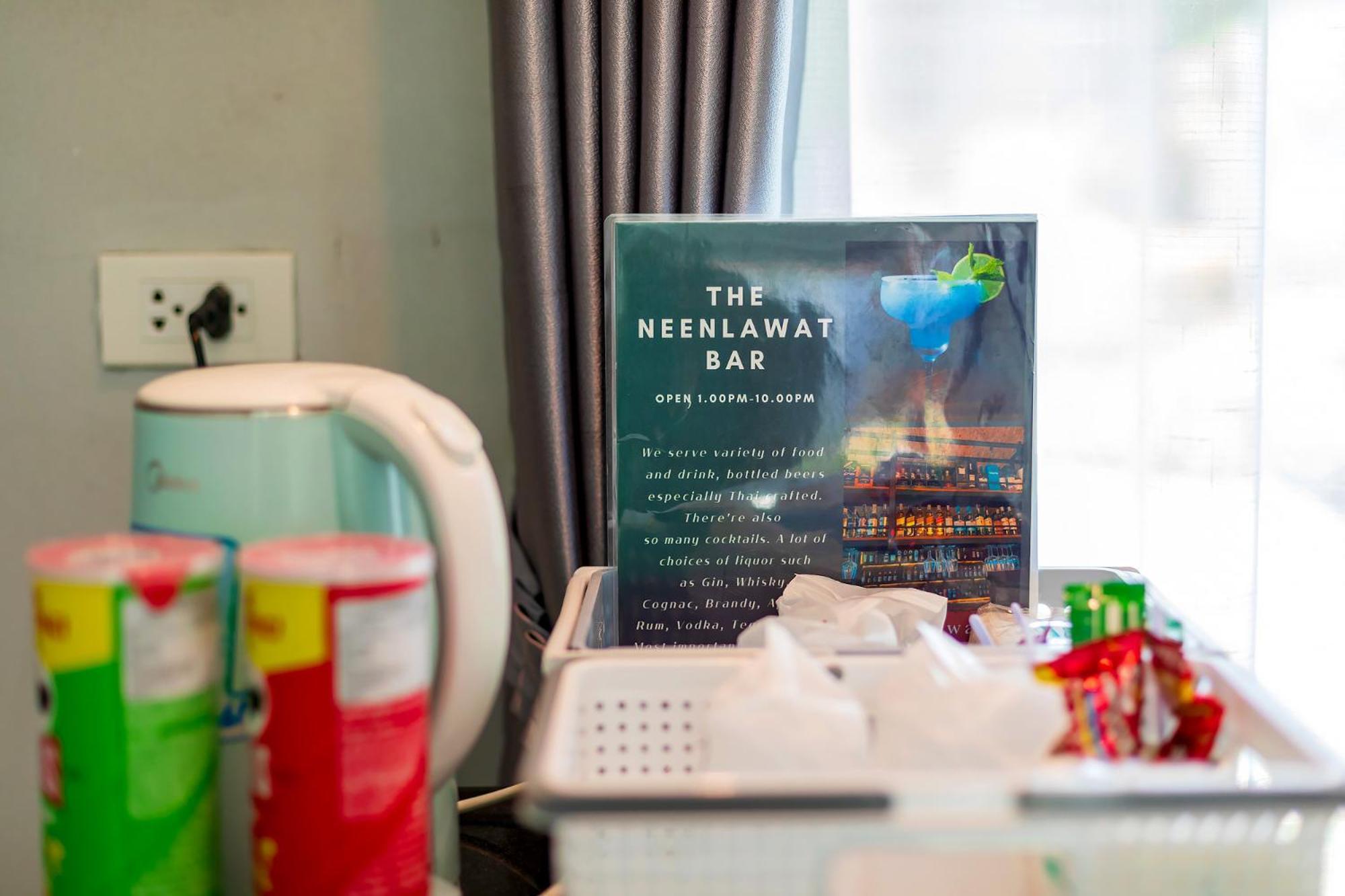 Neenlawat Riverside Resort Surat Thani