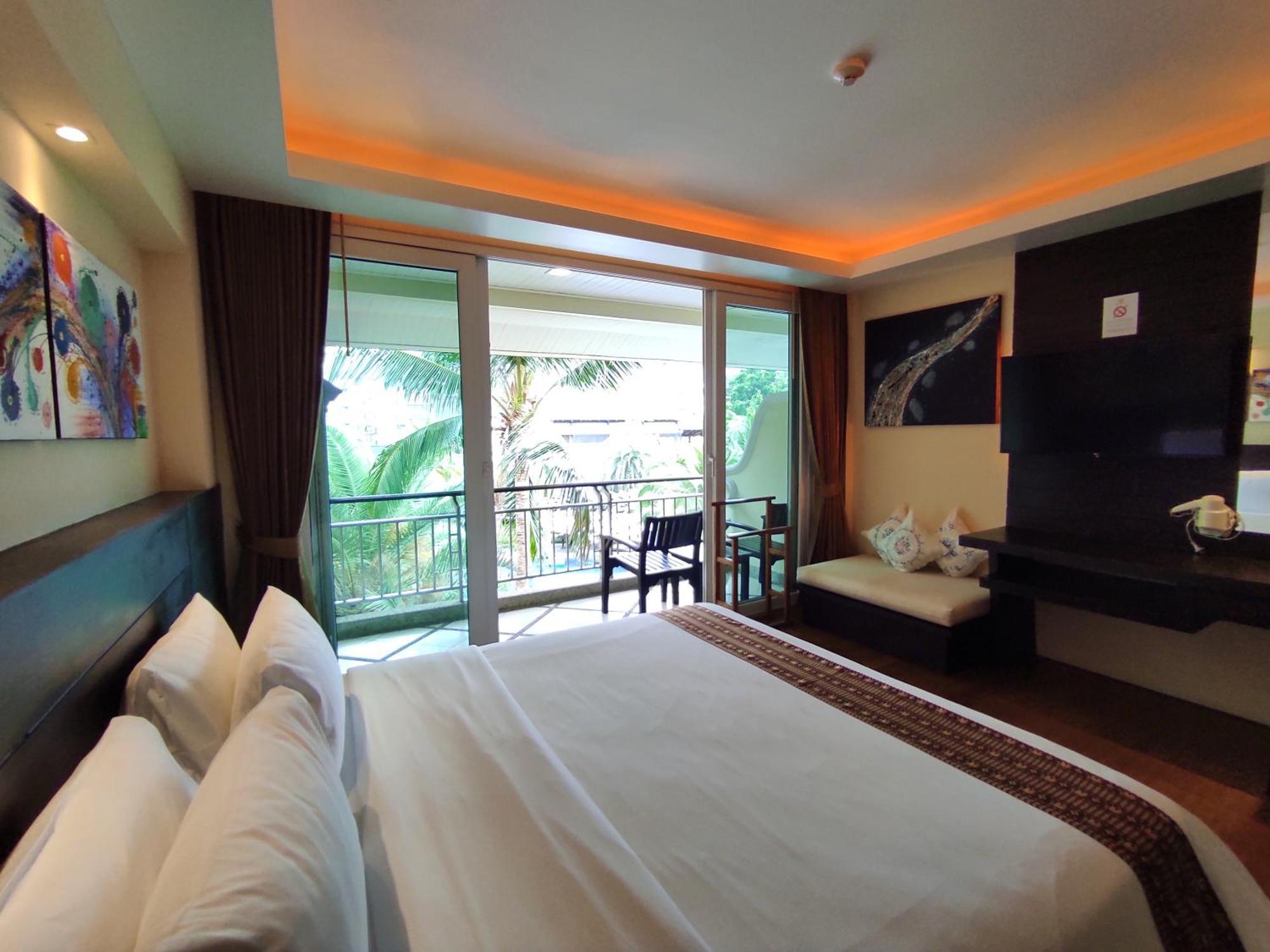 Hotel R-Mar Resort And Spa Patong, Phuket 4*