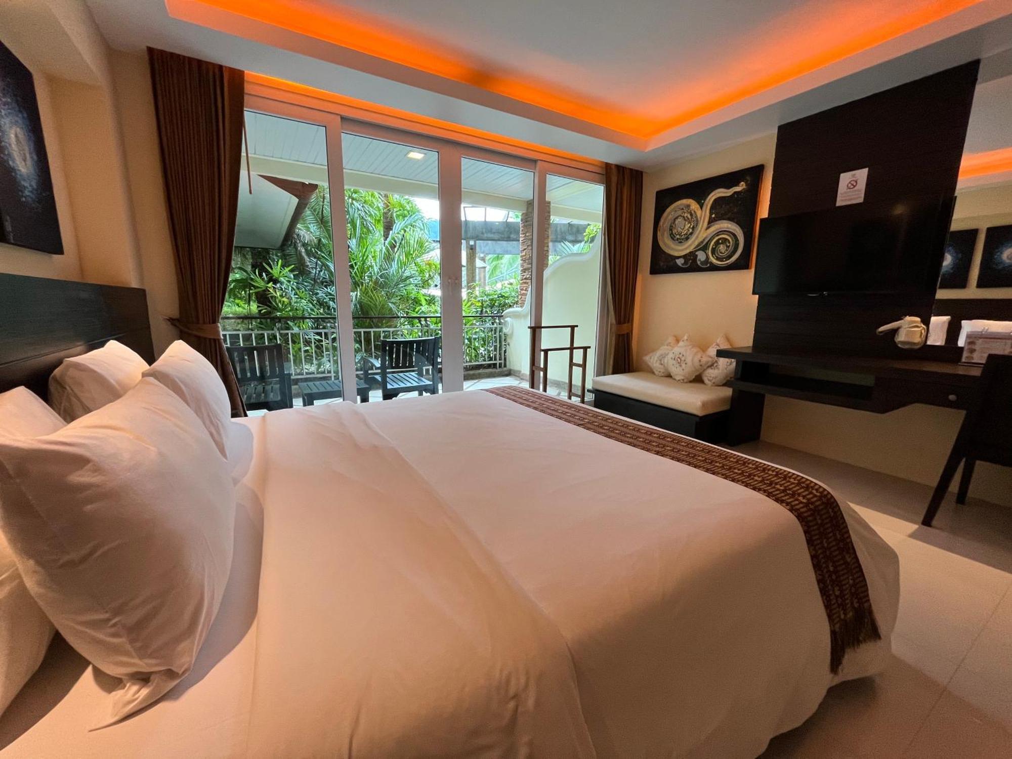 Hotel R-Mar Resort And Spa Patong, Phuket 4*