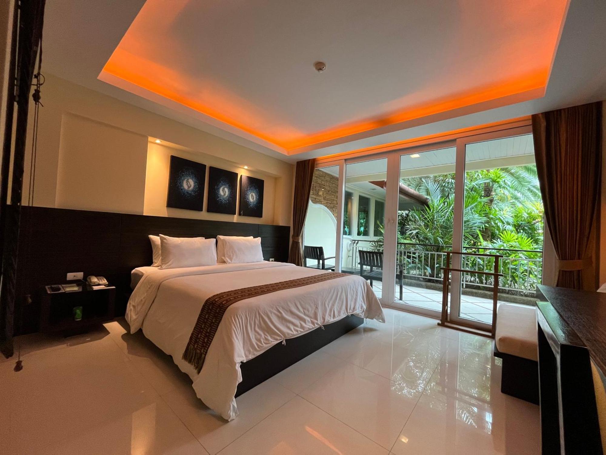 R-Mar Resort And Spa Patong, Phuket Hotel 4*