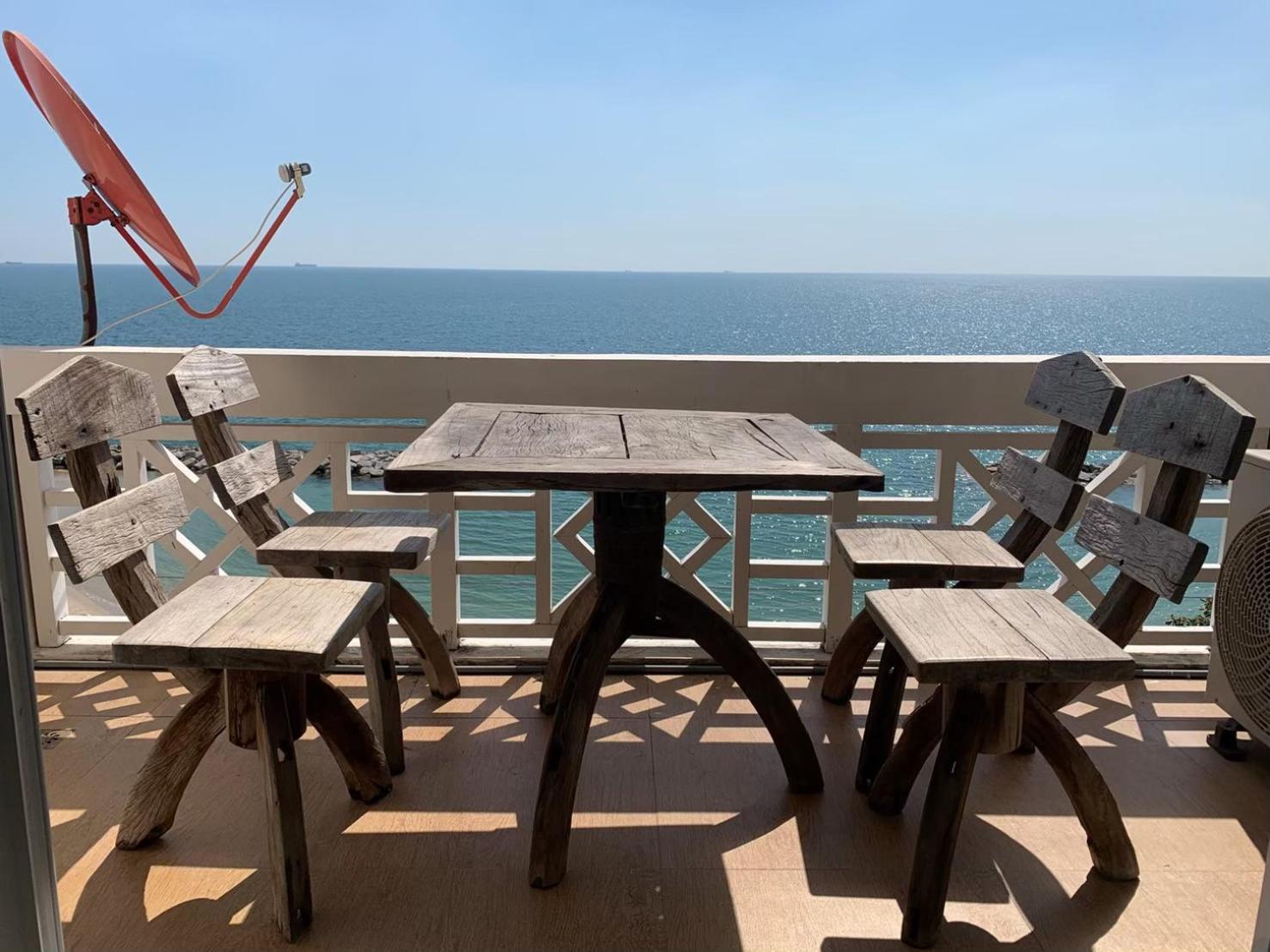 Banchaitalay Aparthotel Rayong
