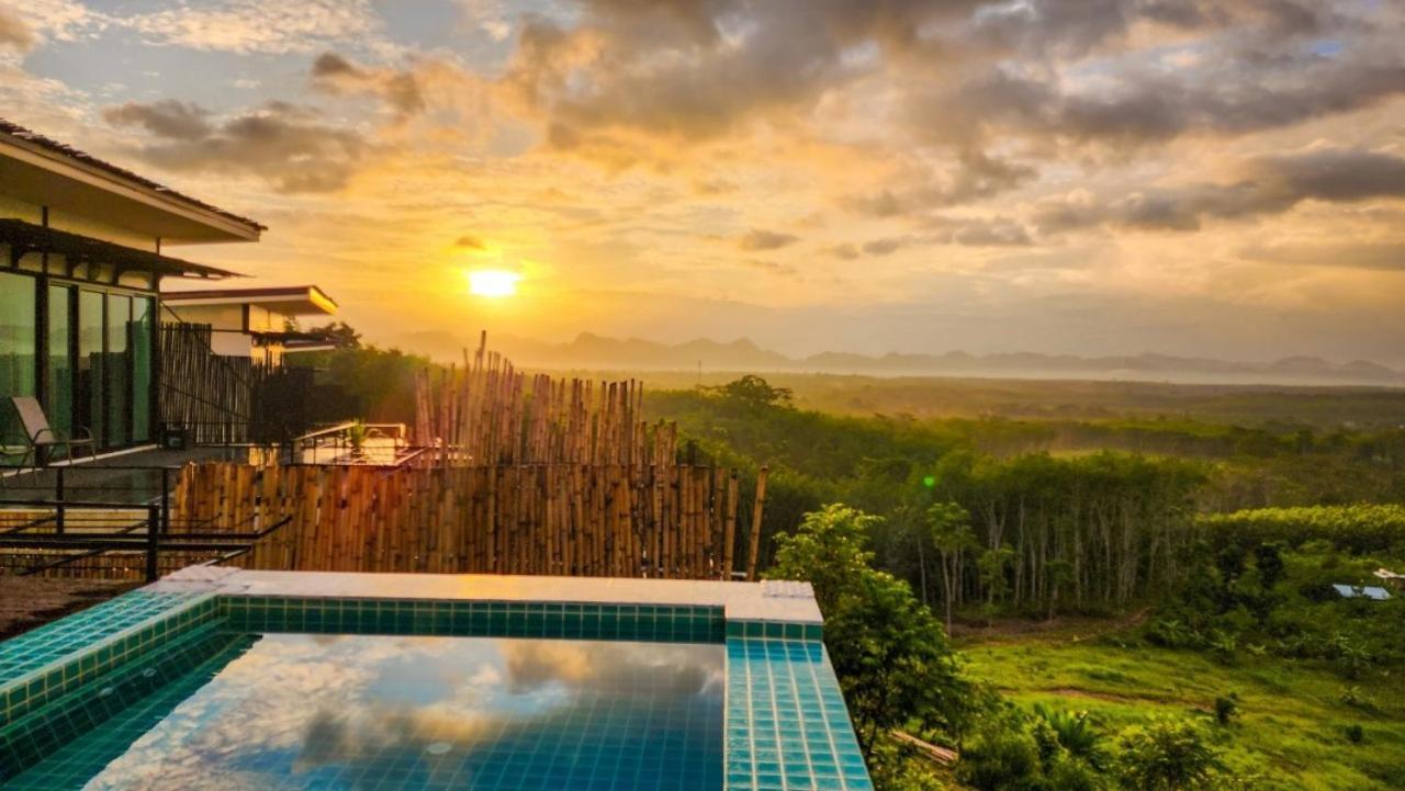 Caligo Resort *