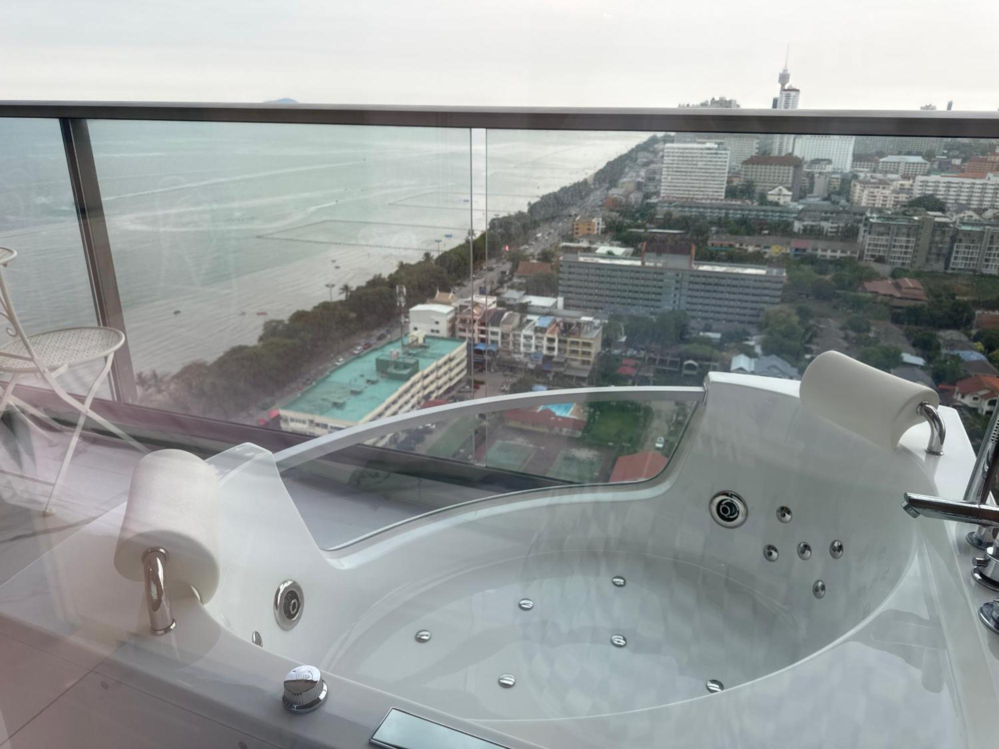 Copacabana 科帕卡巴纳海乔木提安海滩毗邻乔木提安夜市 Apartment