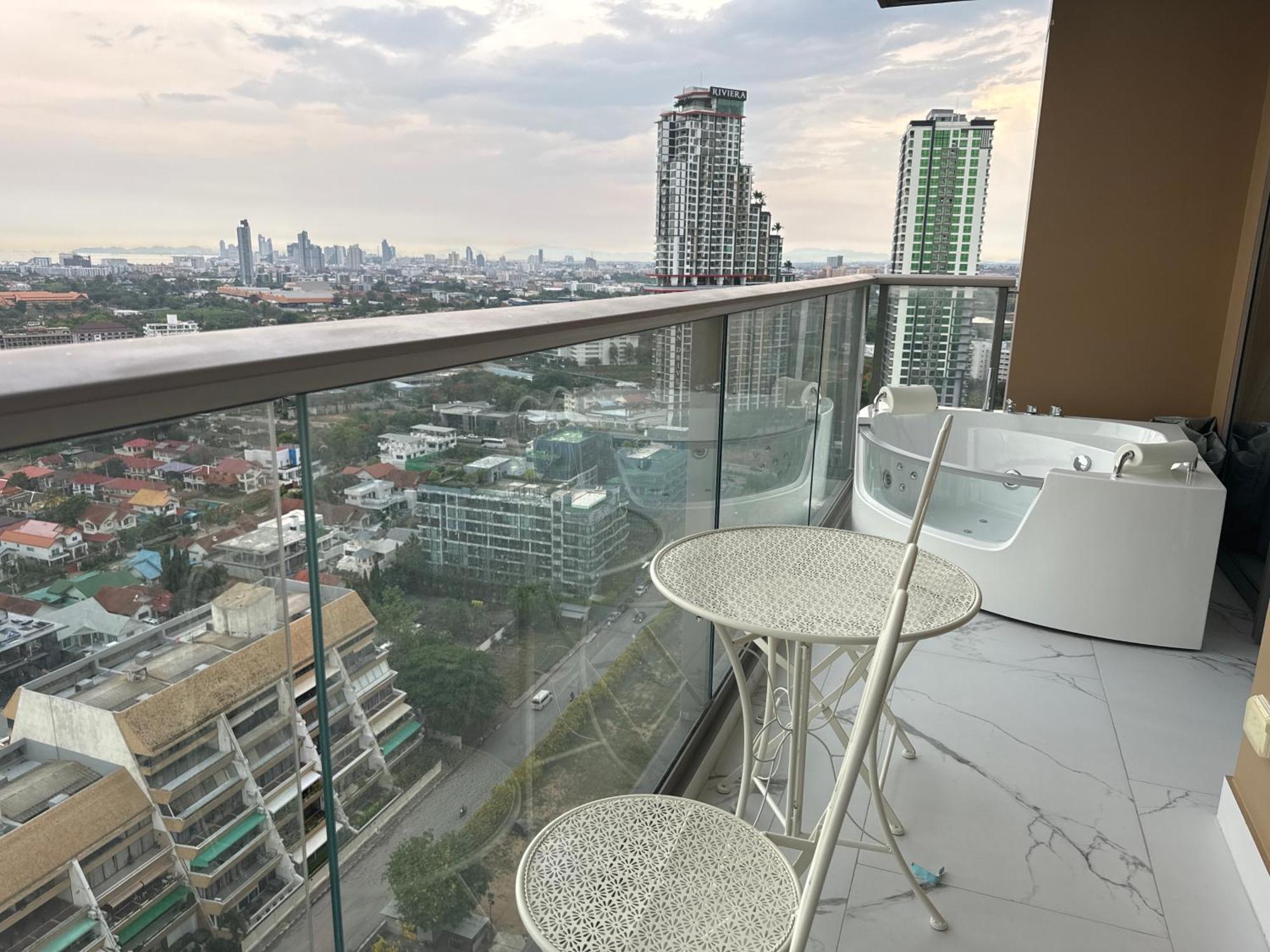 Copacabana 科帕卡巴纳海乔木提安海滩毗邻乔木提安夜市 Apartment Jomtien Beach