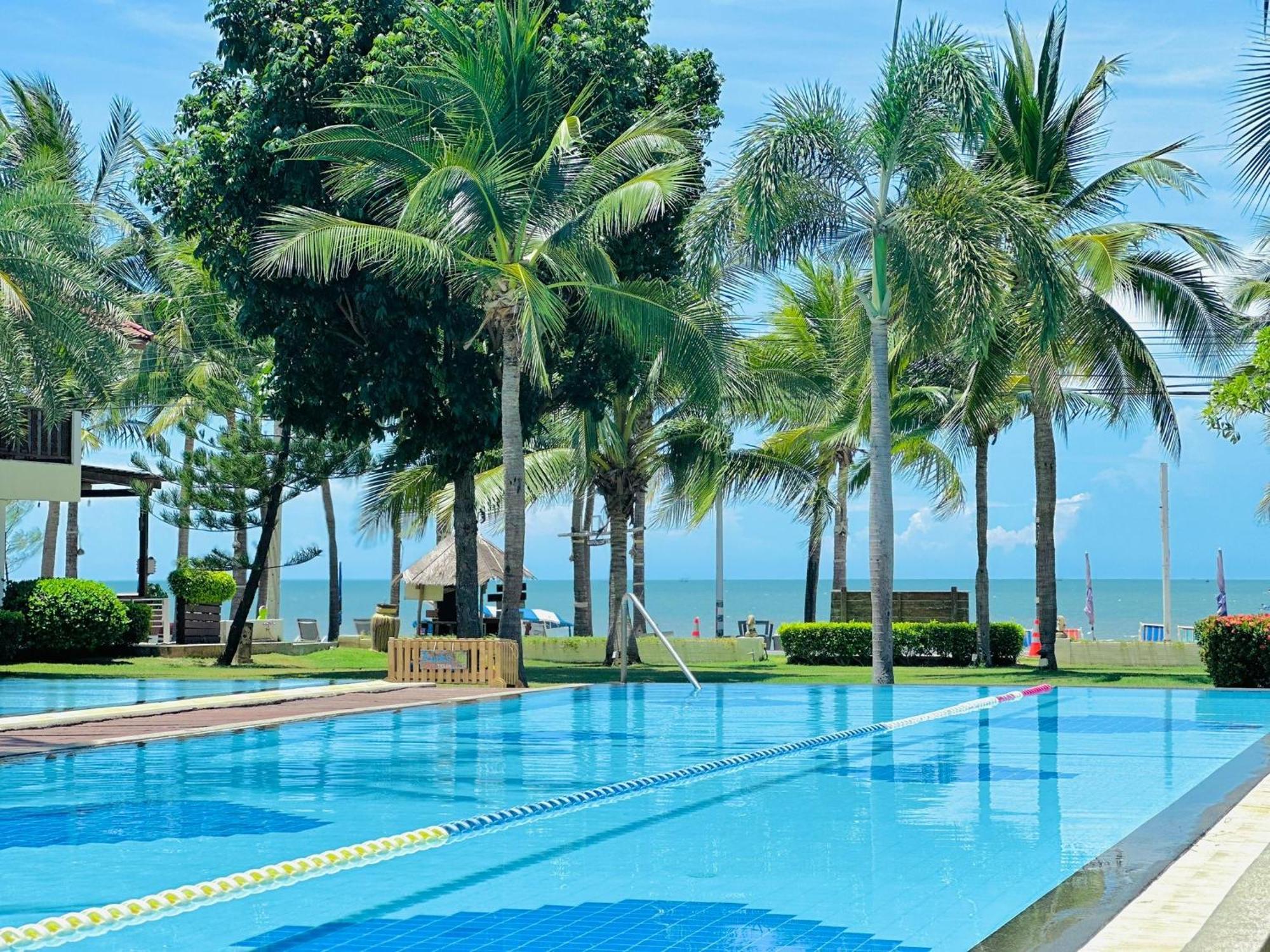 Dolphin Bay Resort 3*