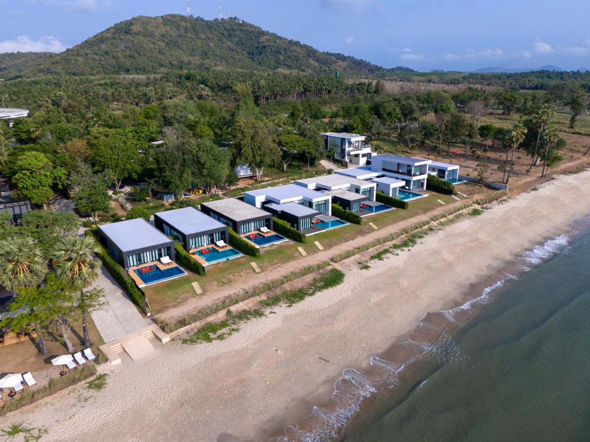 Sunshine Paradise Ban Krut (Prachuap Khiri Khan)
