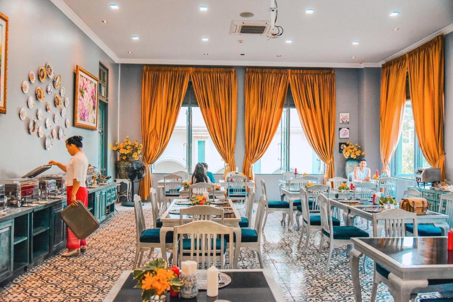 Hotel At Pingnakorn Huaykaew