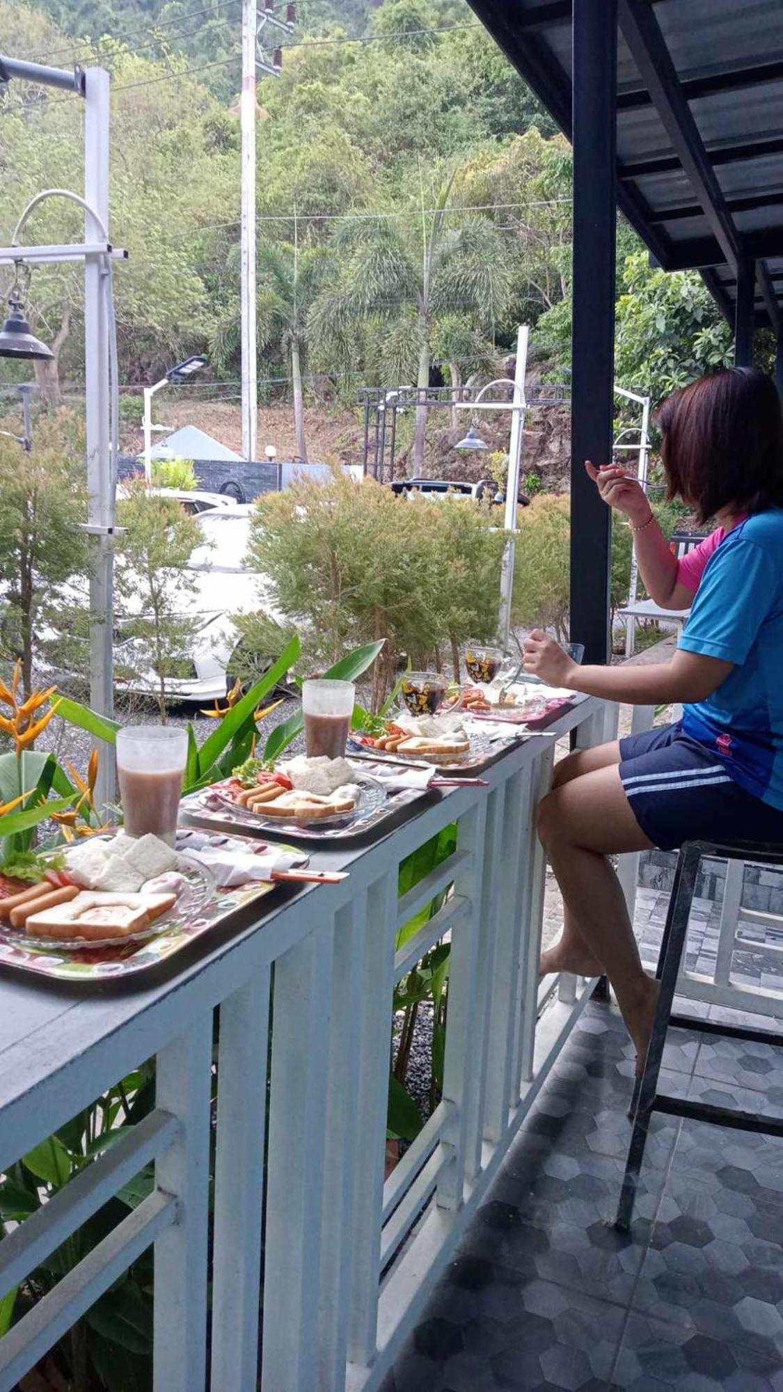 Khao Thalu Guest house