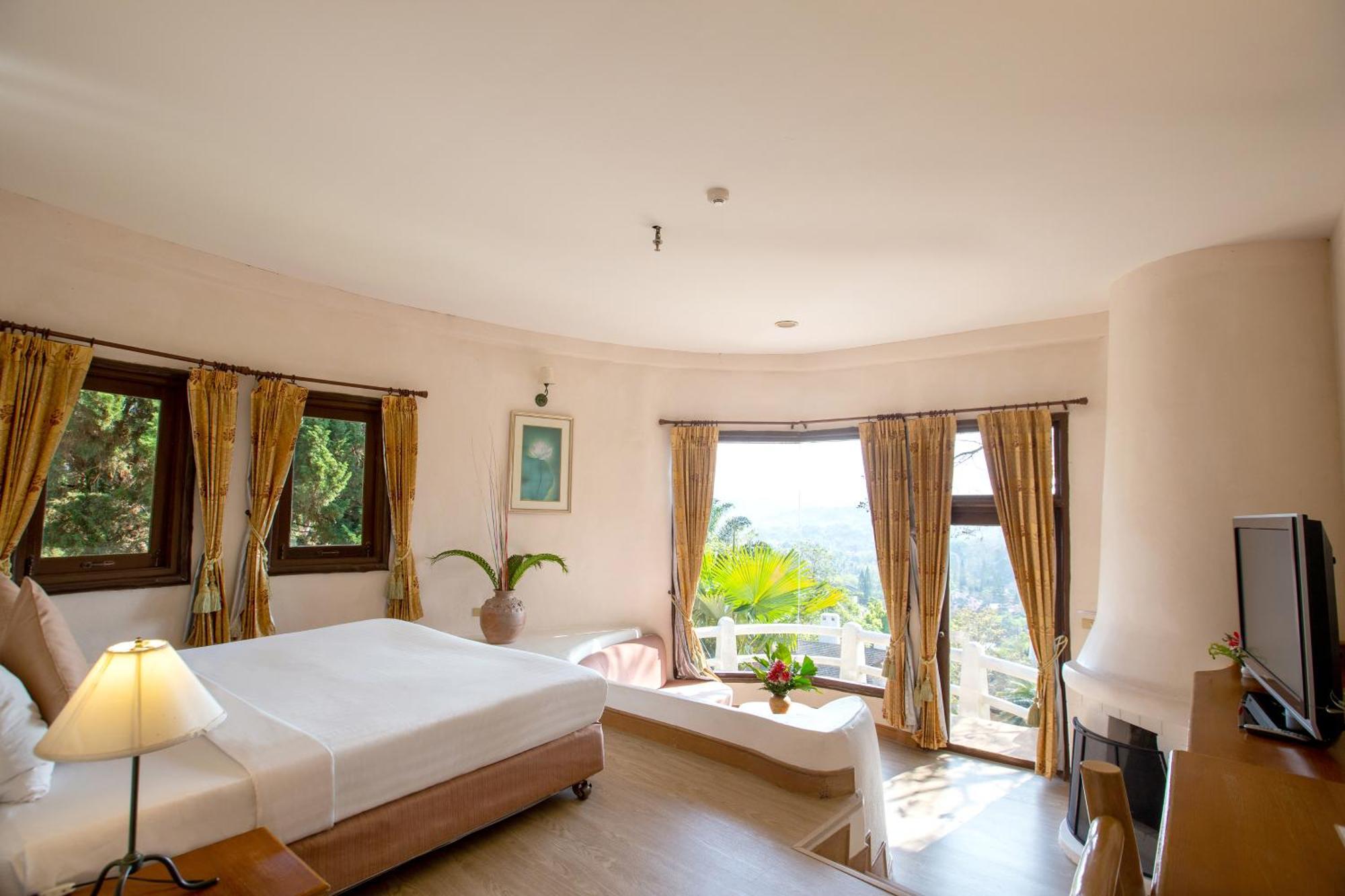 Imperial Phukaew Hill Resort 4*