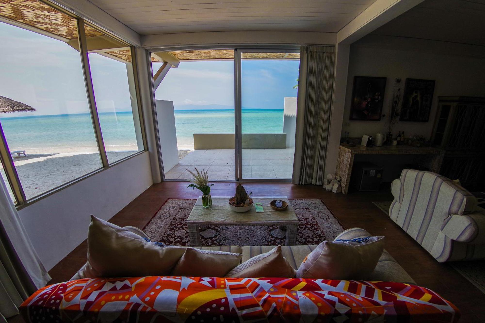 Milky Bay 4*