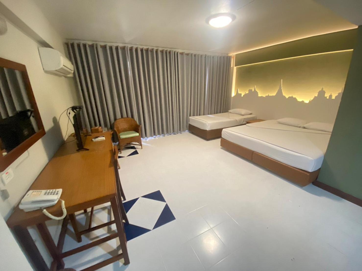 Hotel Sun