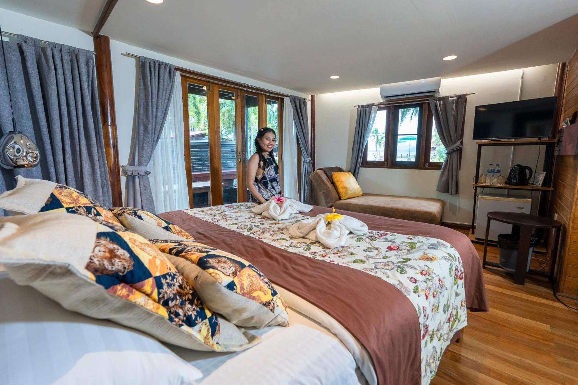 Kaengkrachan Boathouse Paradise 3*