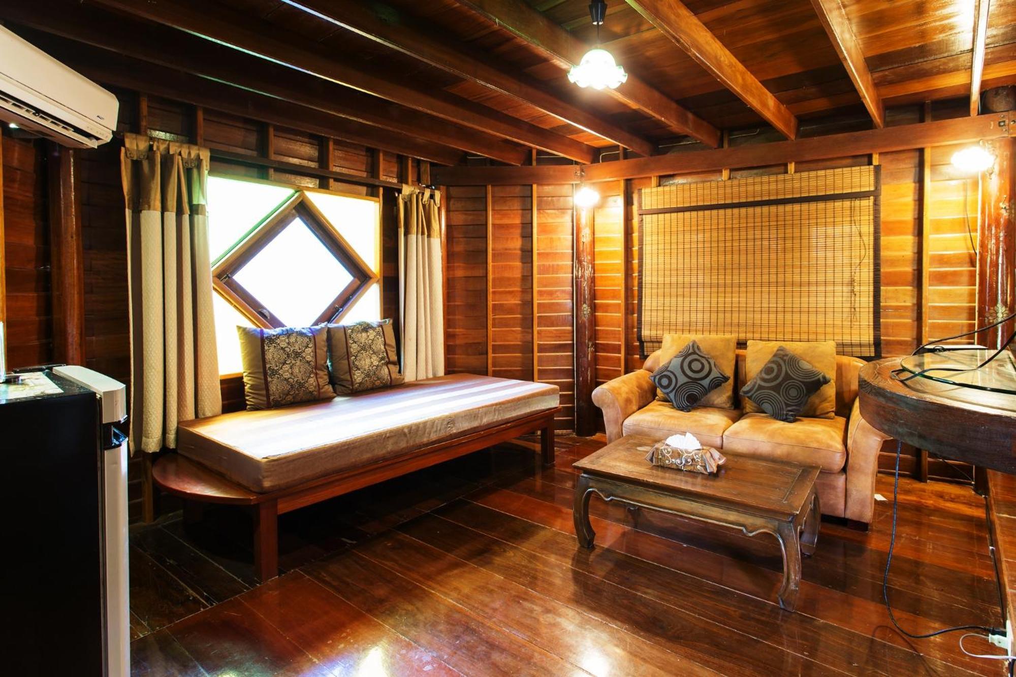 Kaengkrachan Boathouse Paradise Resort 3*