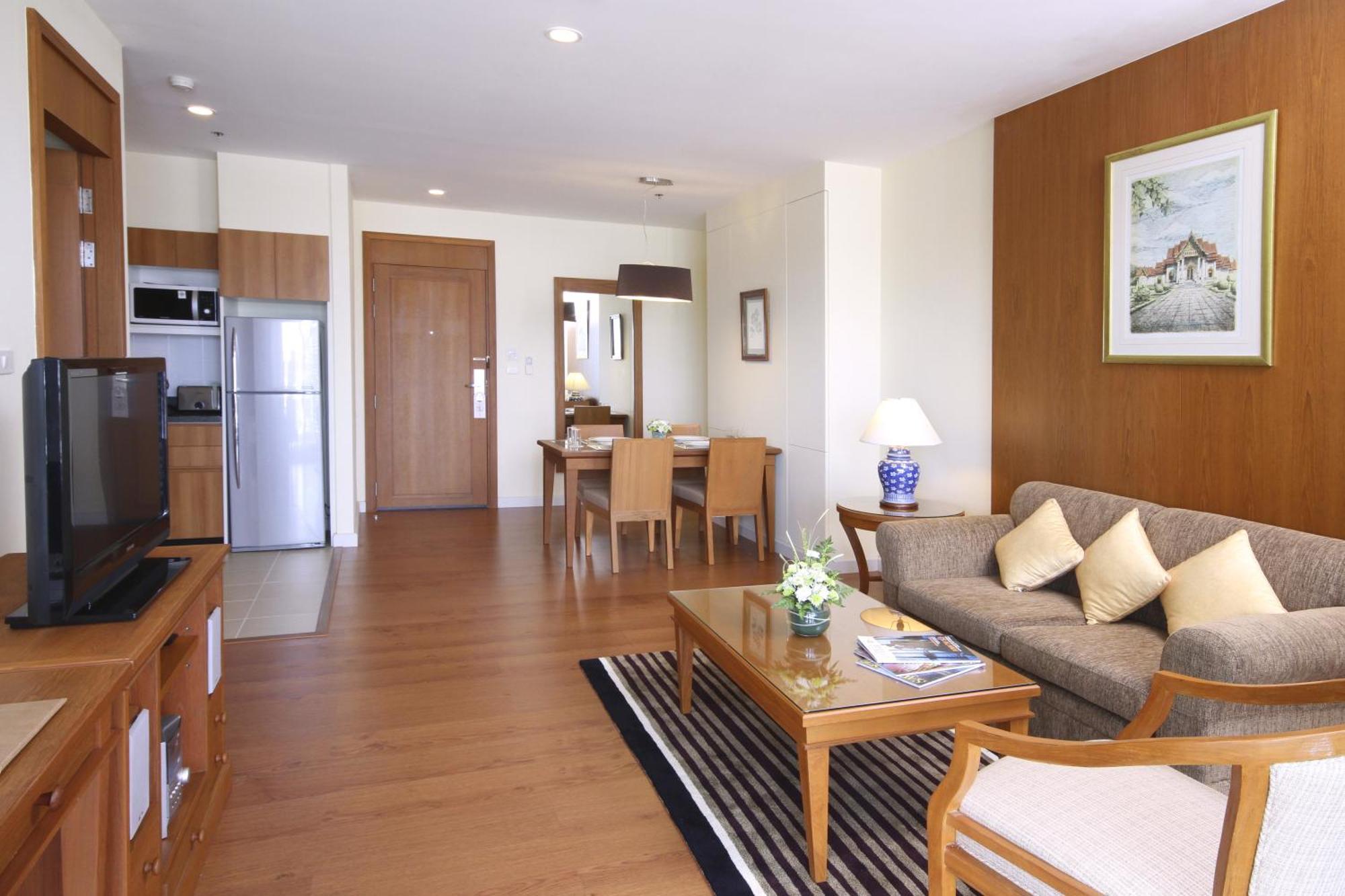 Kameo Grand & Serviced Apartment, Rayong