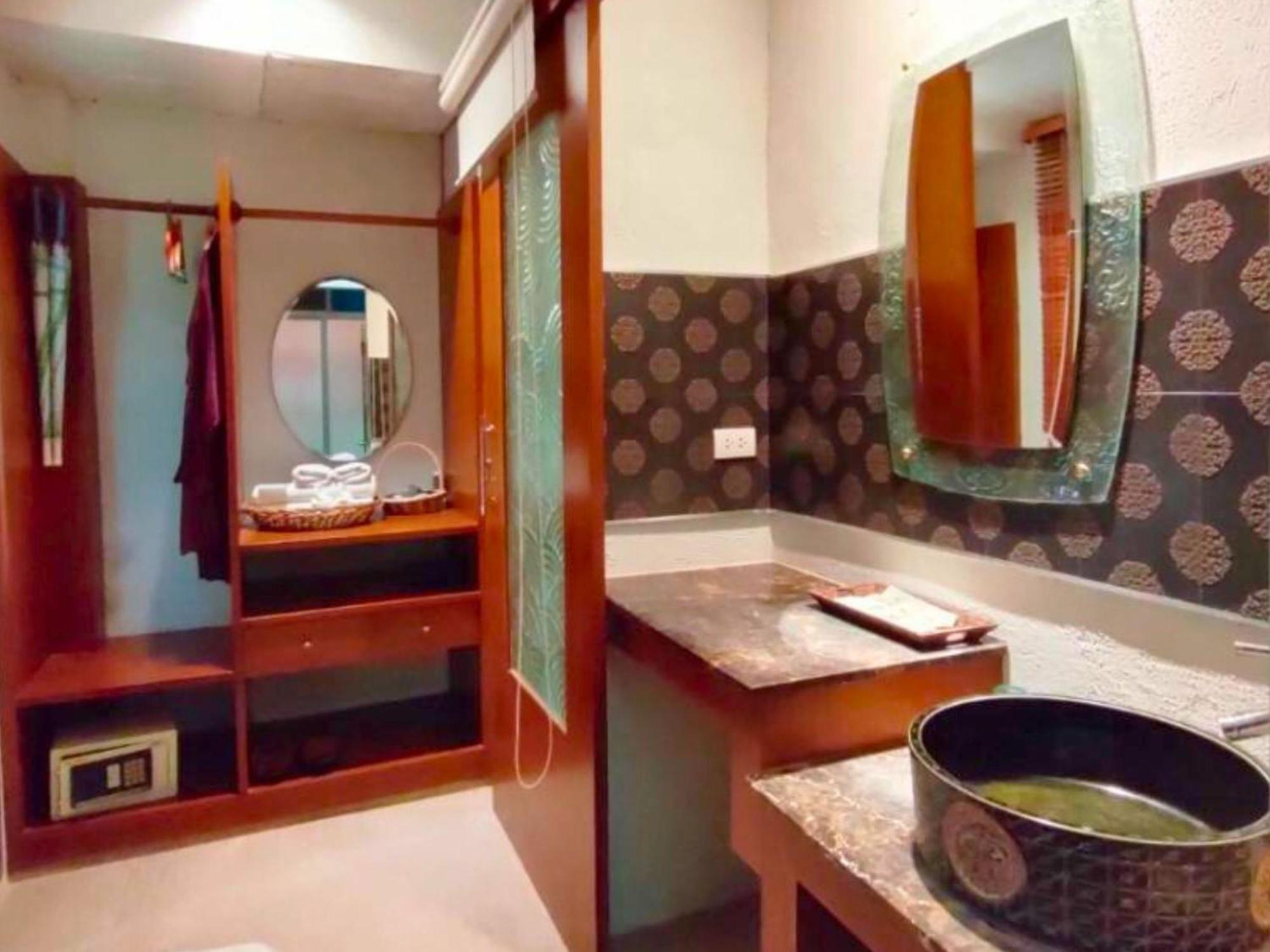 Resort Vartika Resovilla Kuiburi And Kui Buri