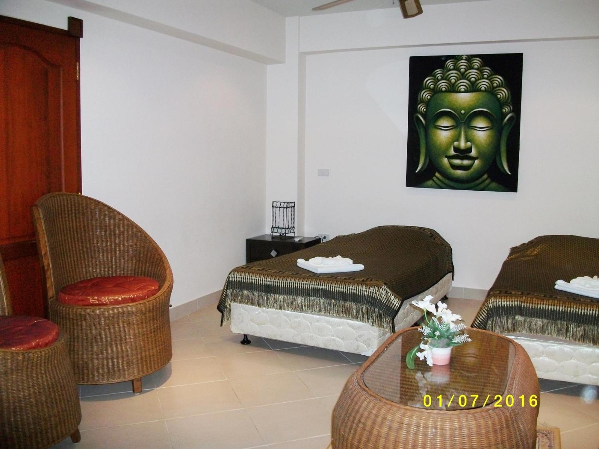 The Oriental Tropical Beach At Vip Ban Phe