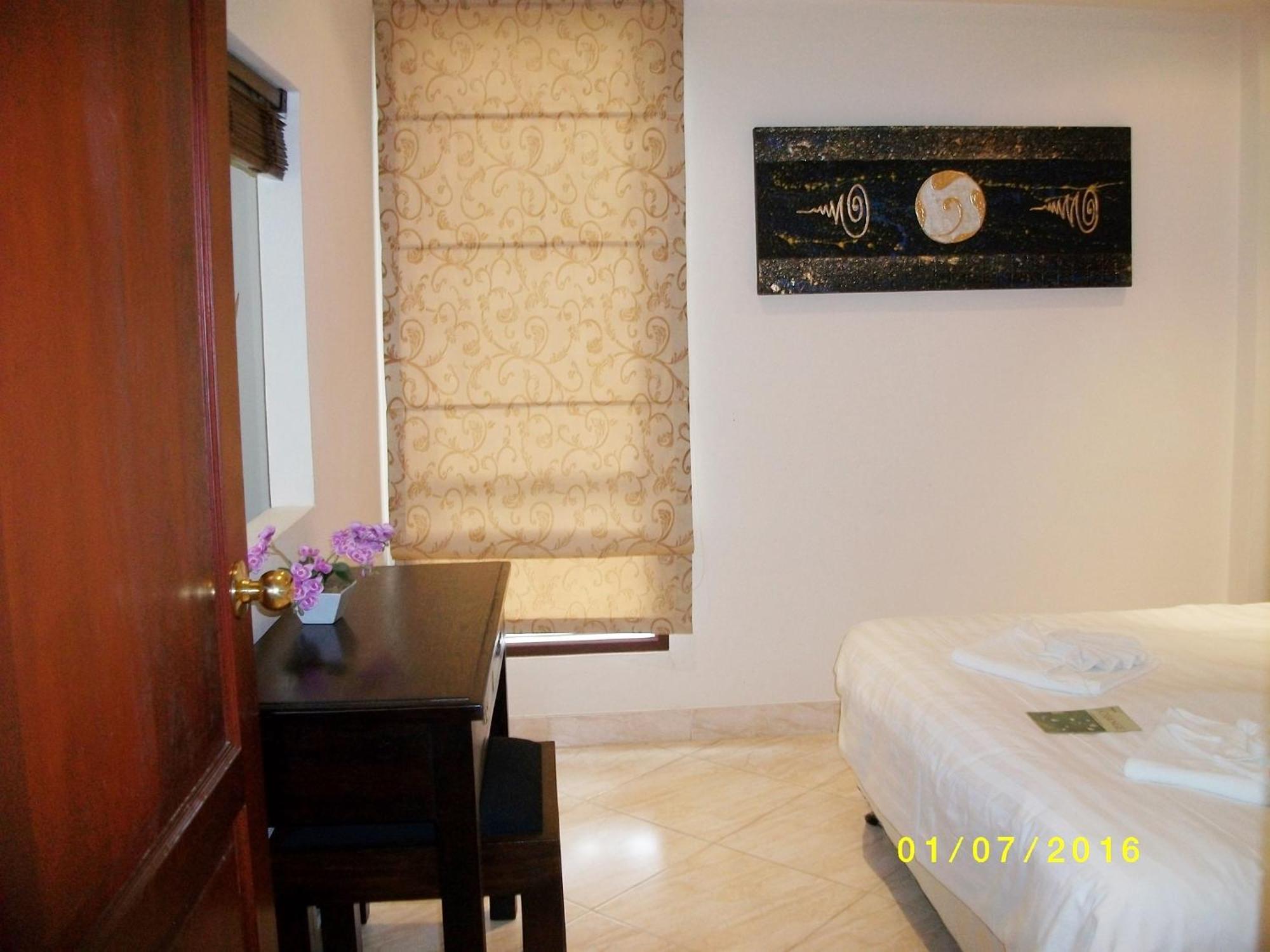 The Oriental Tropical Beach At Vip Ban Phe