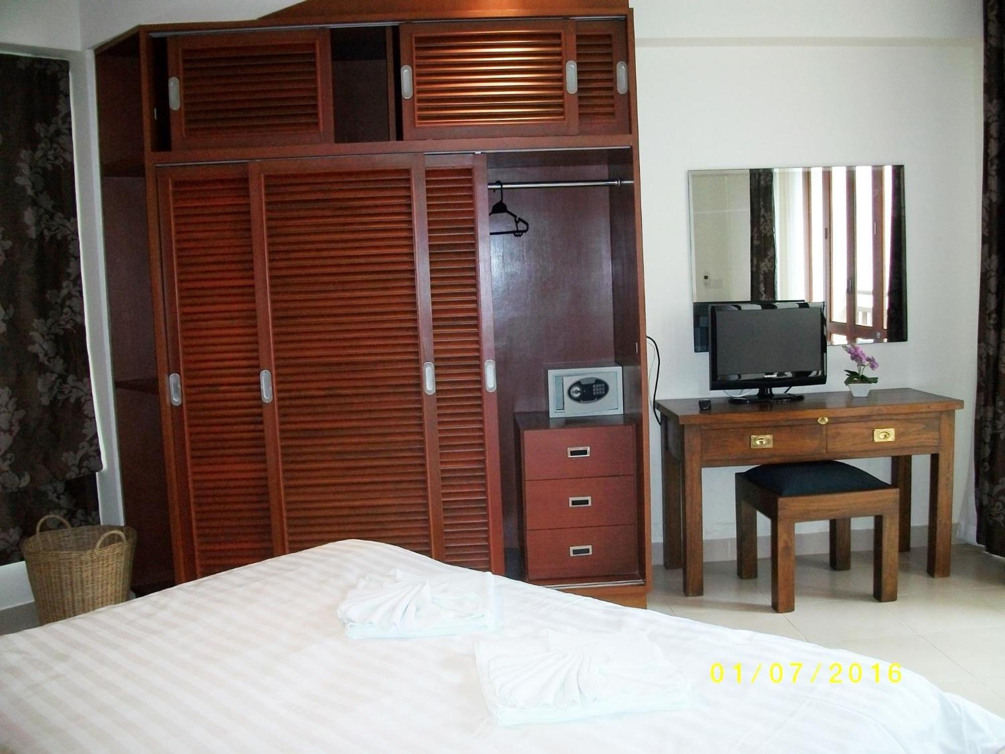 The Oriental Tropical Beach At Vip