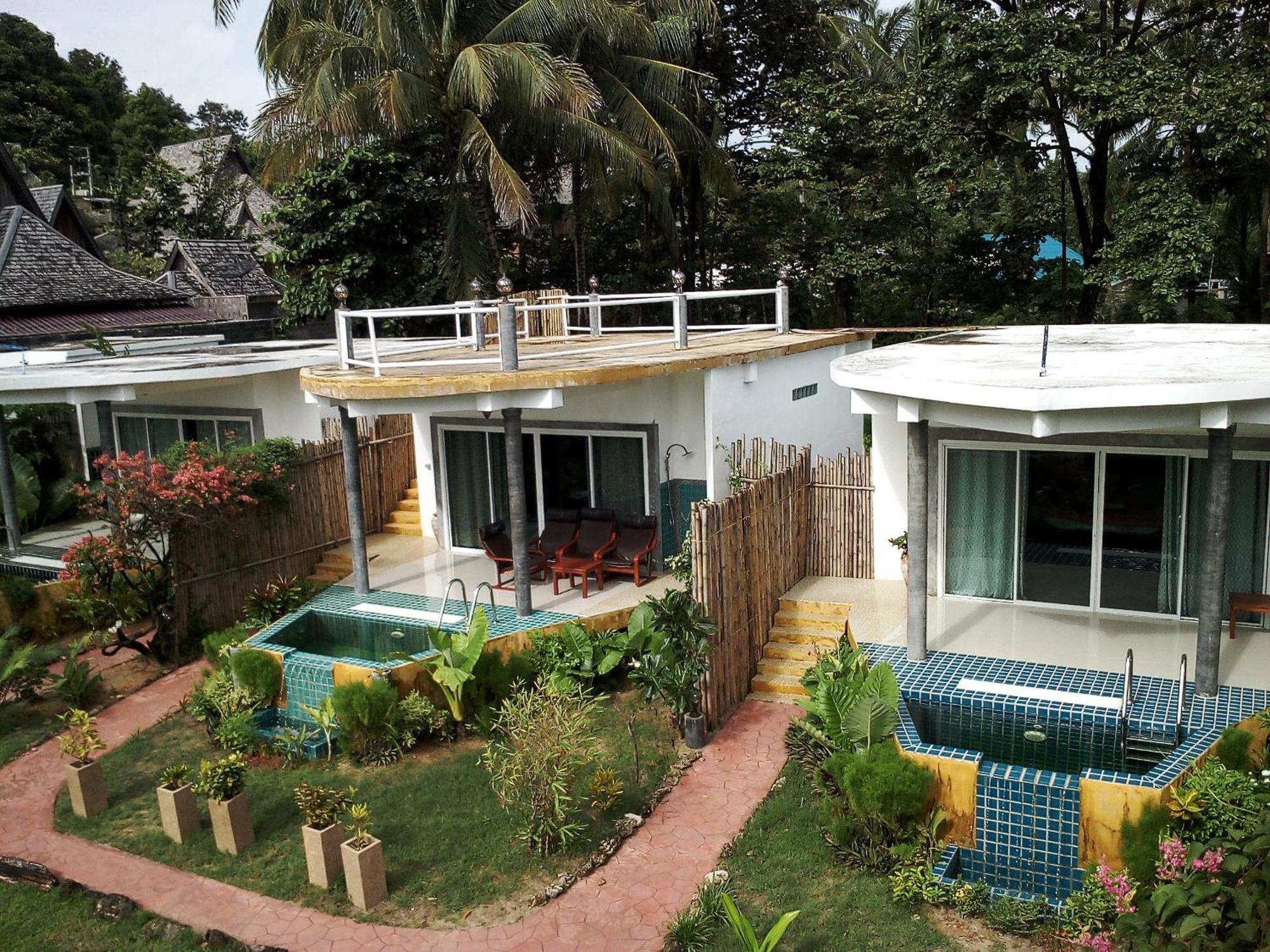 Yao Yai Resort 4*
