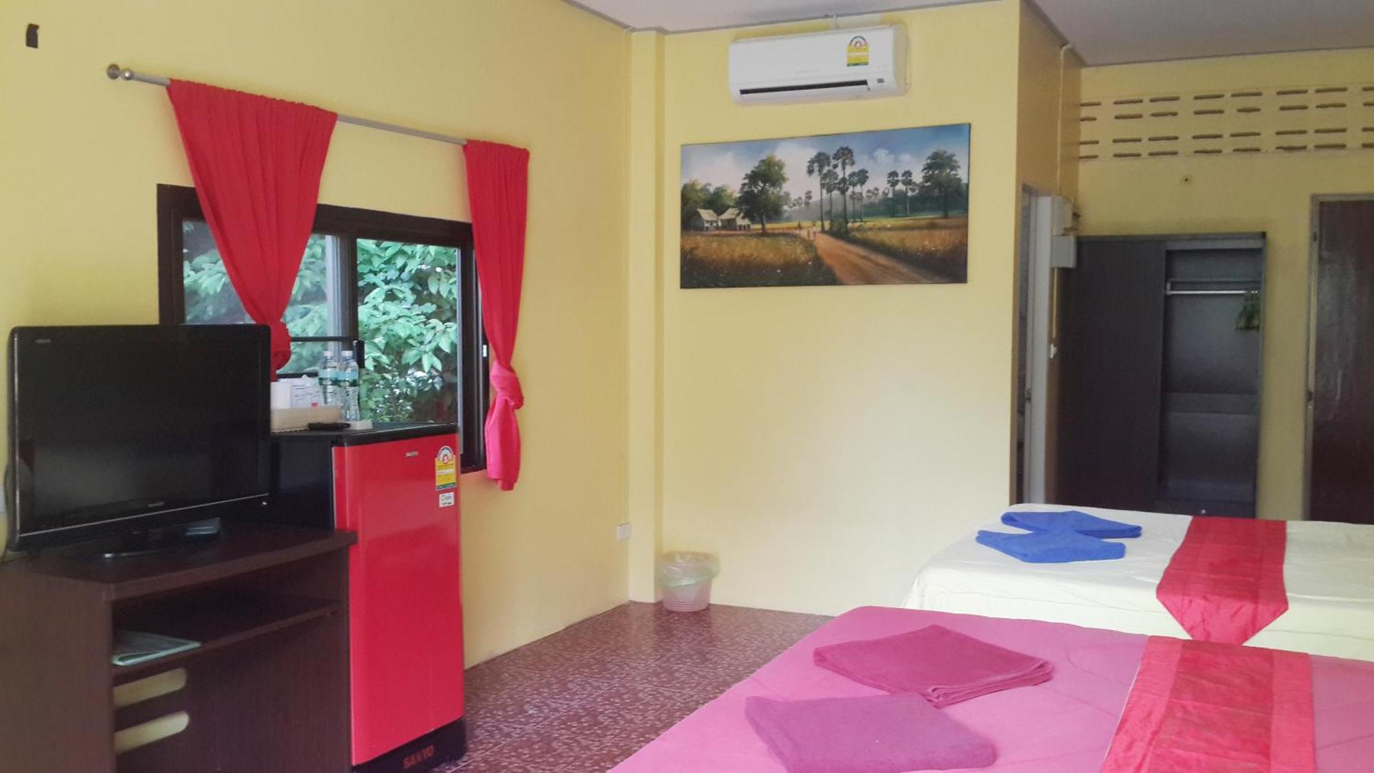 Island Aparthotel Koh Chang